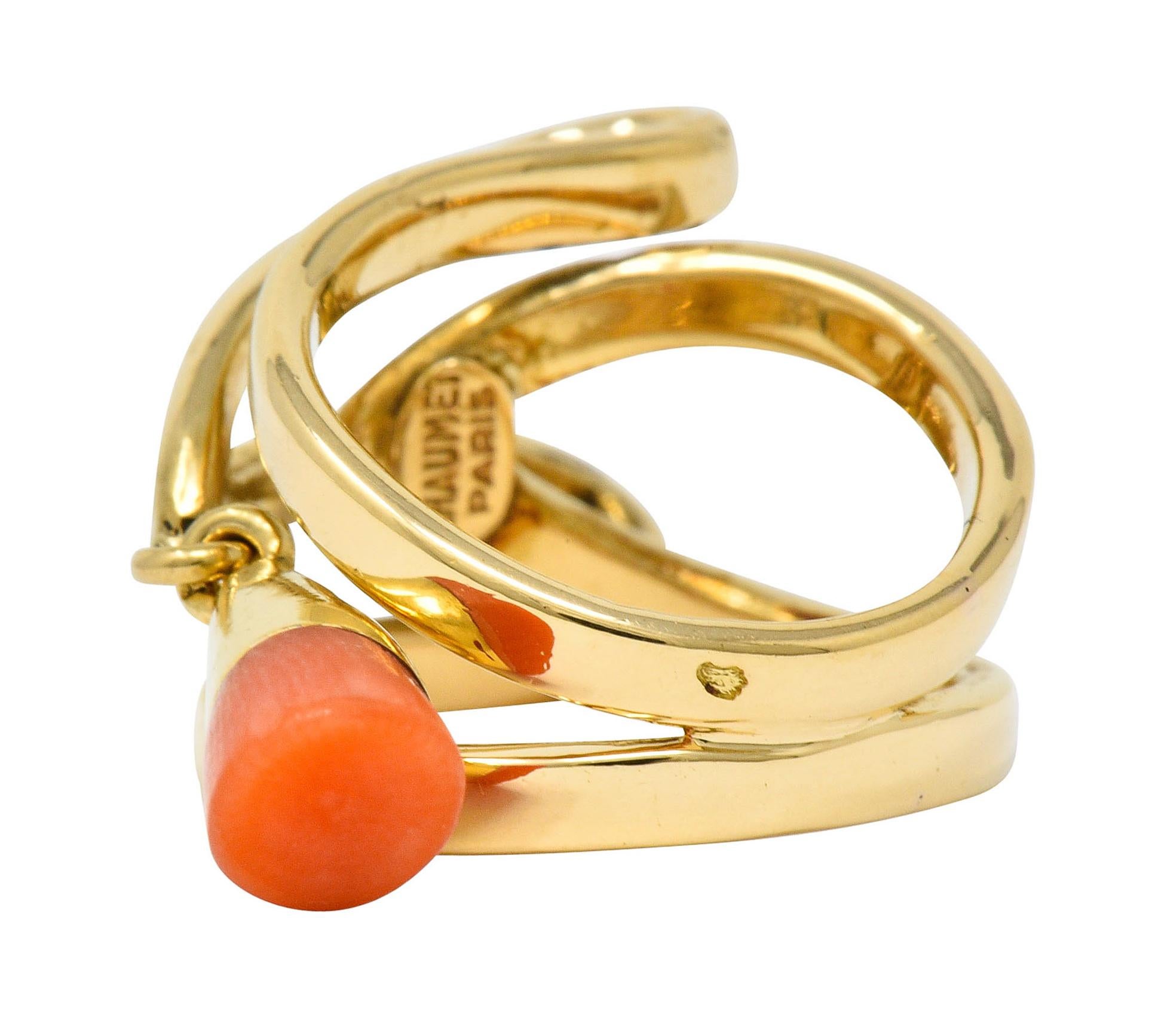 Chaumet Paris Vintage 18 Karat Gold Coral Charm Band Ring, circa 1970s In Excellent Condition In Philadelphia, PA