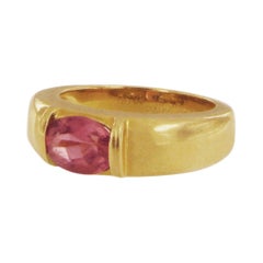 Chaumet Ring mit rosa Turmalin, 18 Karat Gold