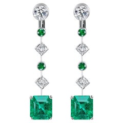 Chaumet SSEF-zertifizierte kolumbianische Smaragd-Diamant-Ohrringe