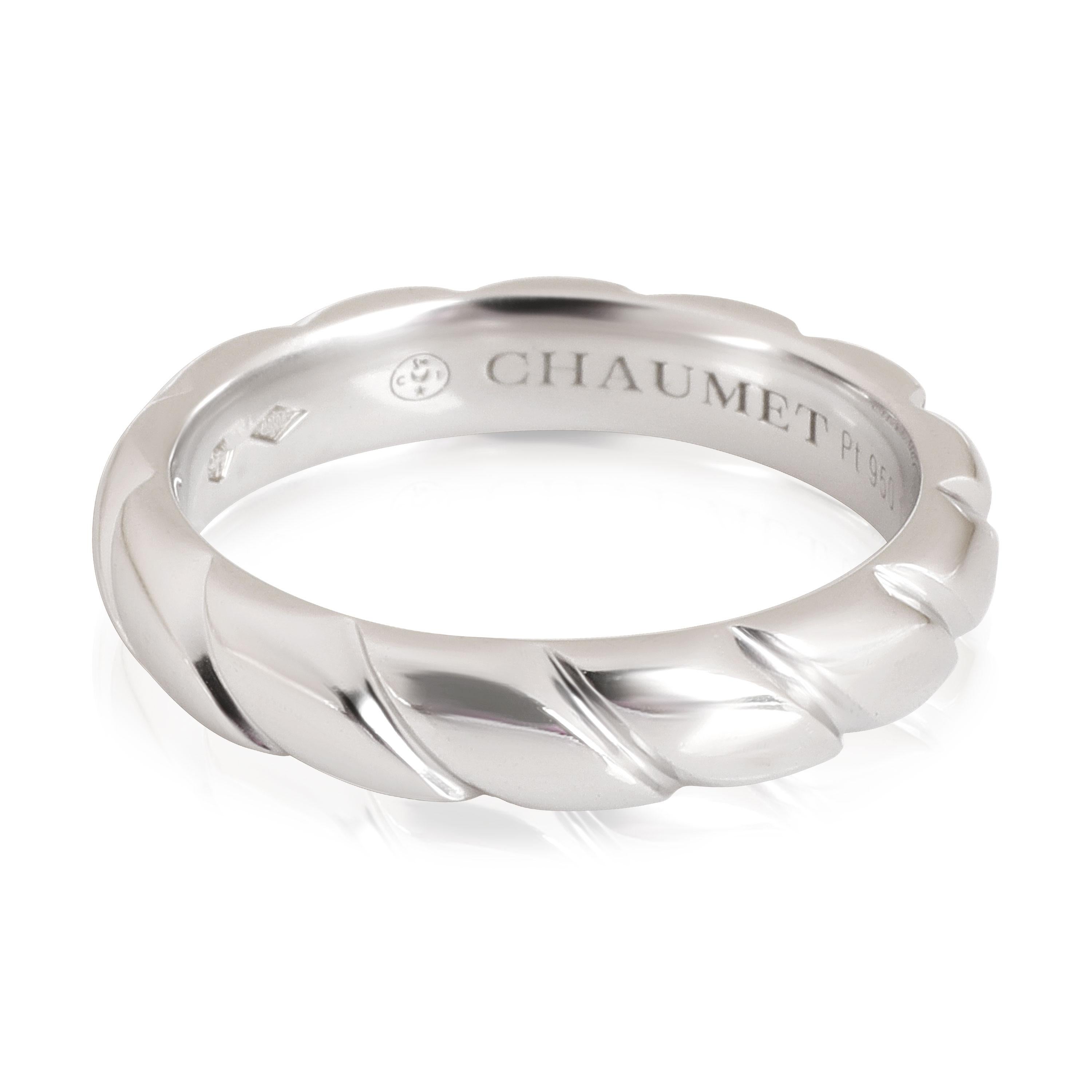 Chaumet Torsade de Chaumet Diamond Band in  Platinum GHI VS2-SI1 0.05 CTW

PRIMARY DETAILS
SKU: 114042
Listing Title: Chaumet Torsade de Chaumet Diamond Band in  Platinum GHI VS2-SI1 0.05 CTW
Condition Description: Retails for 3000 USD. In excellent