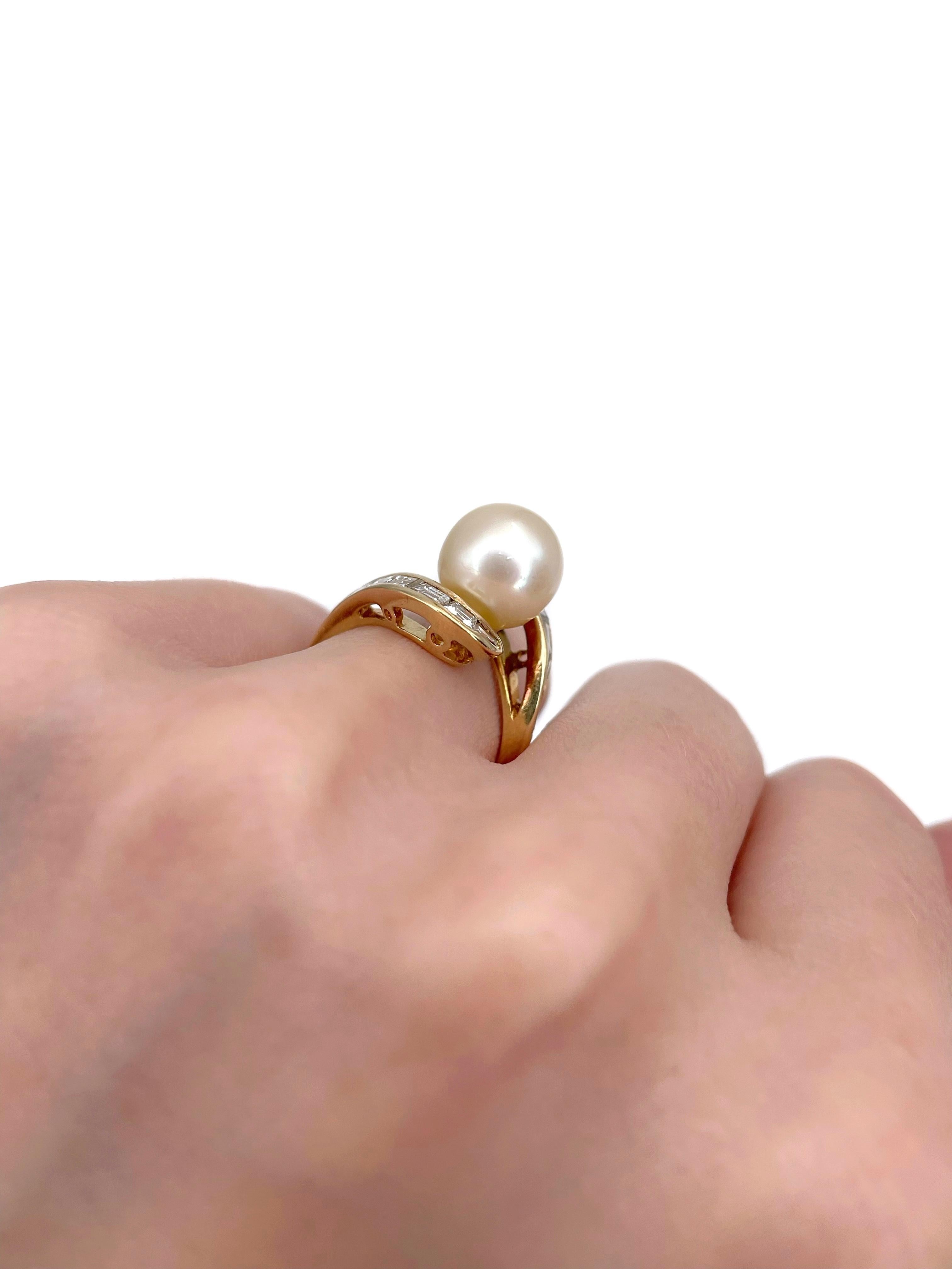 Mixed Cut Chaumet Vintage 18 Karat Gold Pearl 0.80 Carat VS Diamond Cocktail Ring For Sale