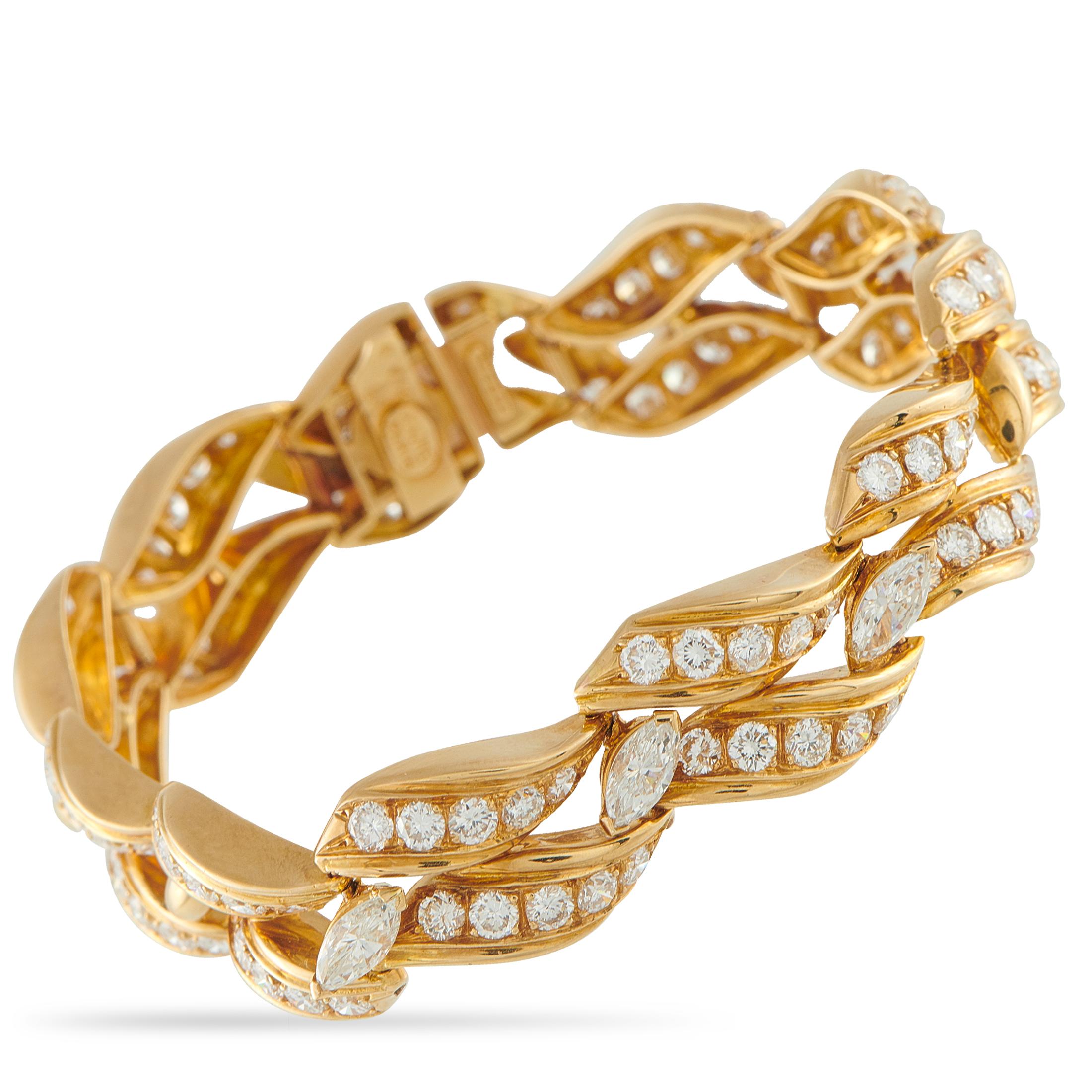 Chaumet Vintage 18K Yellow Gold 9.67ct Diamond Wave Link Bracelet Excellent état - En vente à Southampton, PA