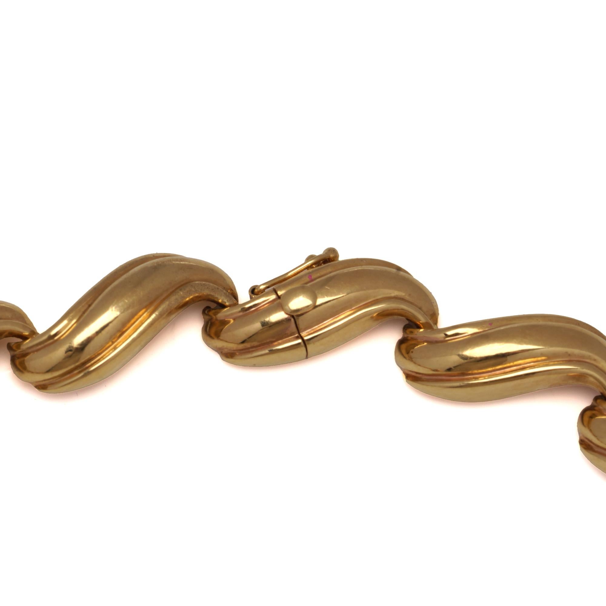 Chaumet Jahrgang  Halskette aus 18-karätigem Gelb- und Weißgold mit Lätzchen im Angebot 2