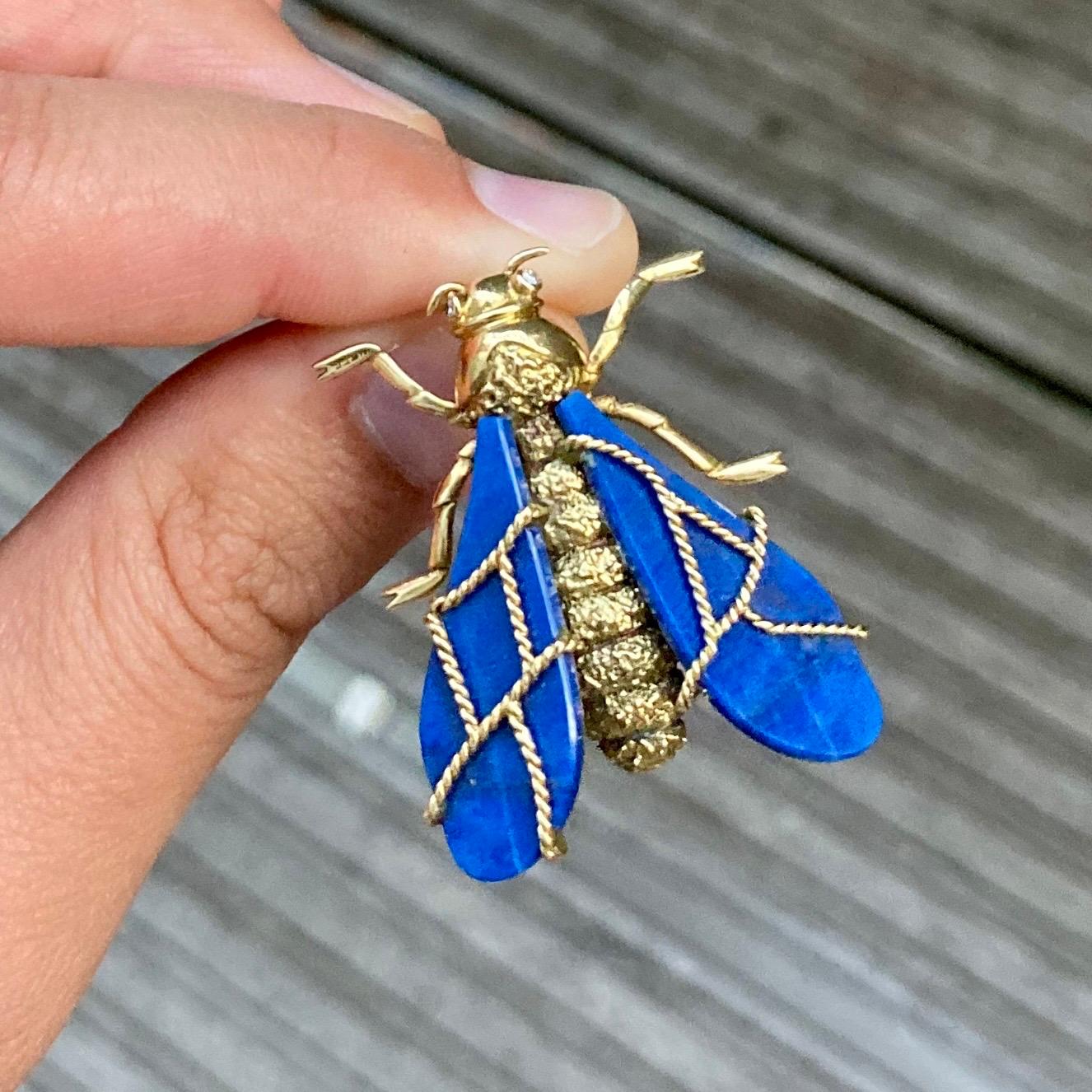 Chaumet Vintage Lapis Lazuli Diamond Queen Bee Fly Brooch 18K Yellow Gold 1970s In Good Condition In Lisbon, PT