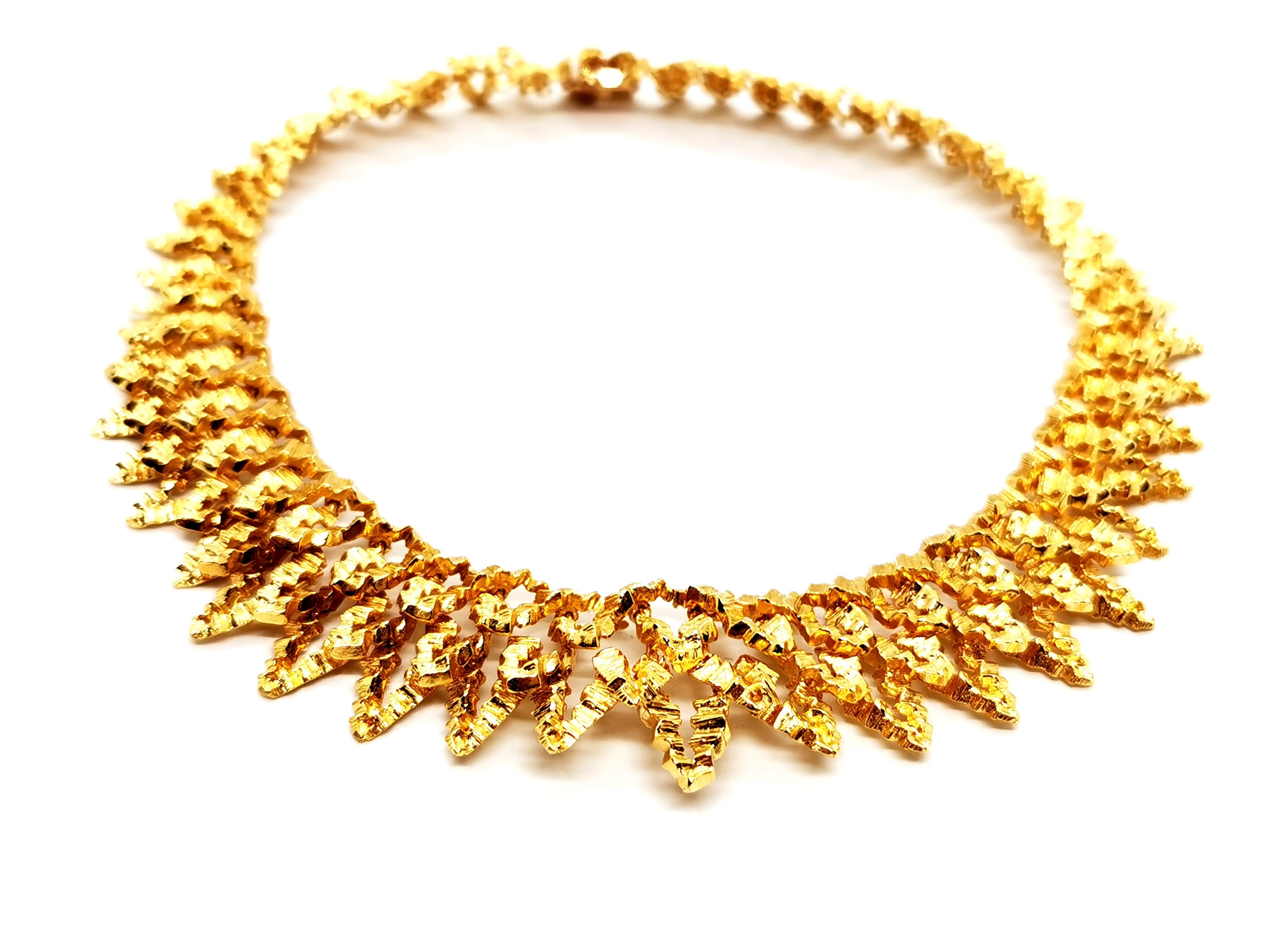 Chaumet Vintage Necklace Yellow Gold For Sale 2