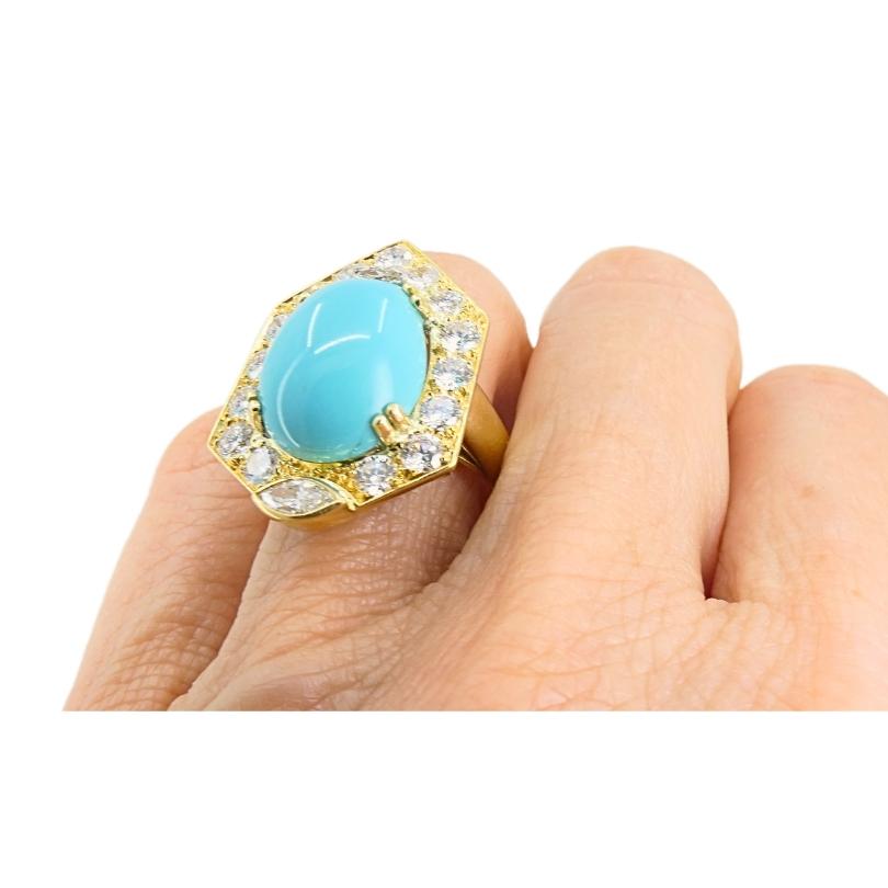 Chaumet Anello Turchese Vintage Oro Diamanti Estate Jewelry In condizioni buone in vendita a Beverly Hills, CA