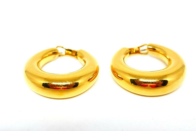 Women's or Men's Chaumet Vintage Yellow Gold Hoops Earrings
