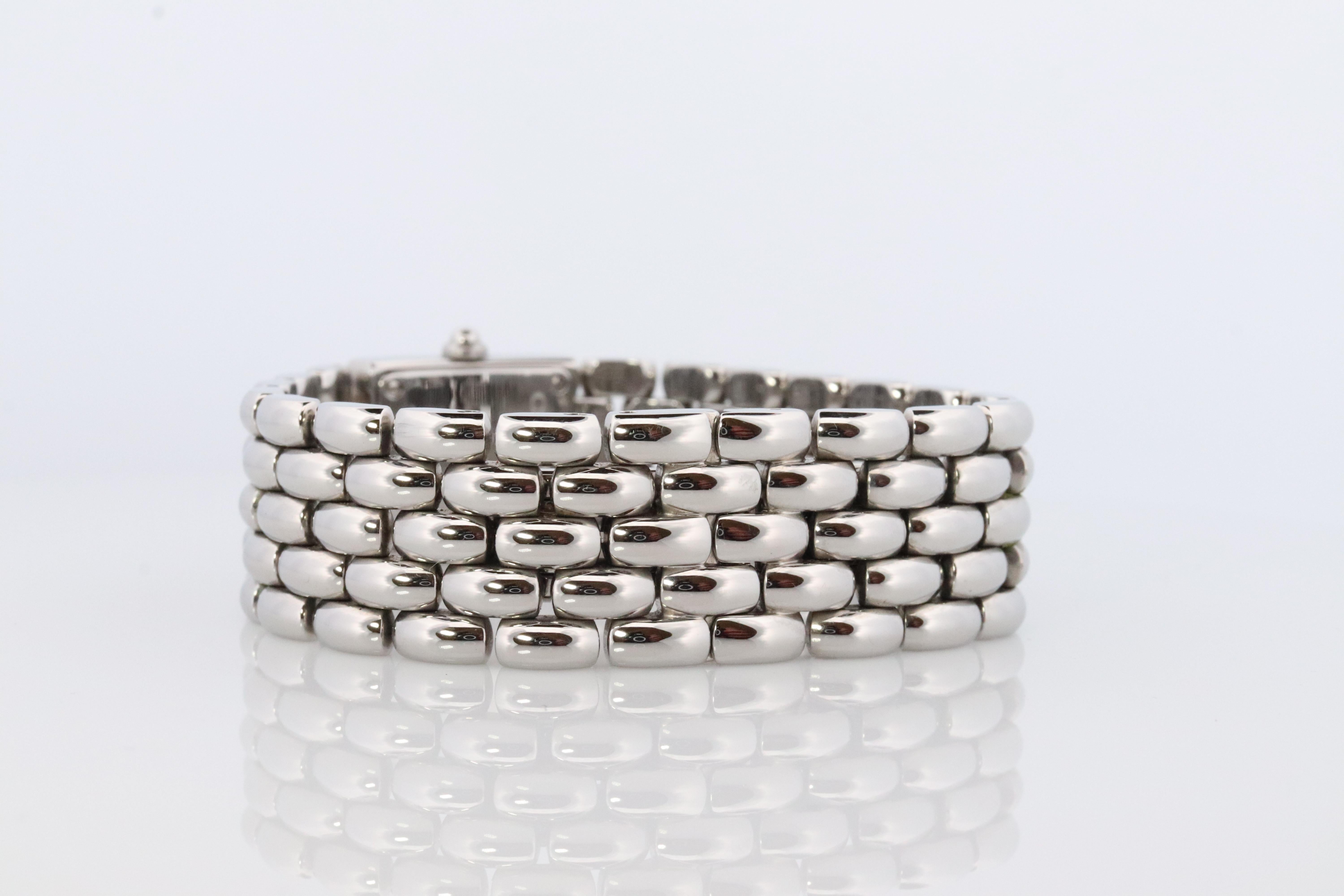 Chaumet Uhr. Chaumet Khesis Damenarmbanduhr aus Stahl mit Diamant-Zifferblatt und Stahlarmband im Zustand „Gut“ in Port Charlotte, FL