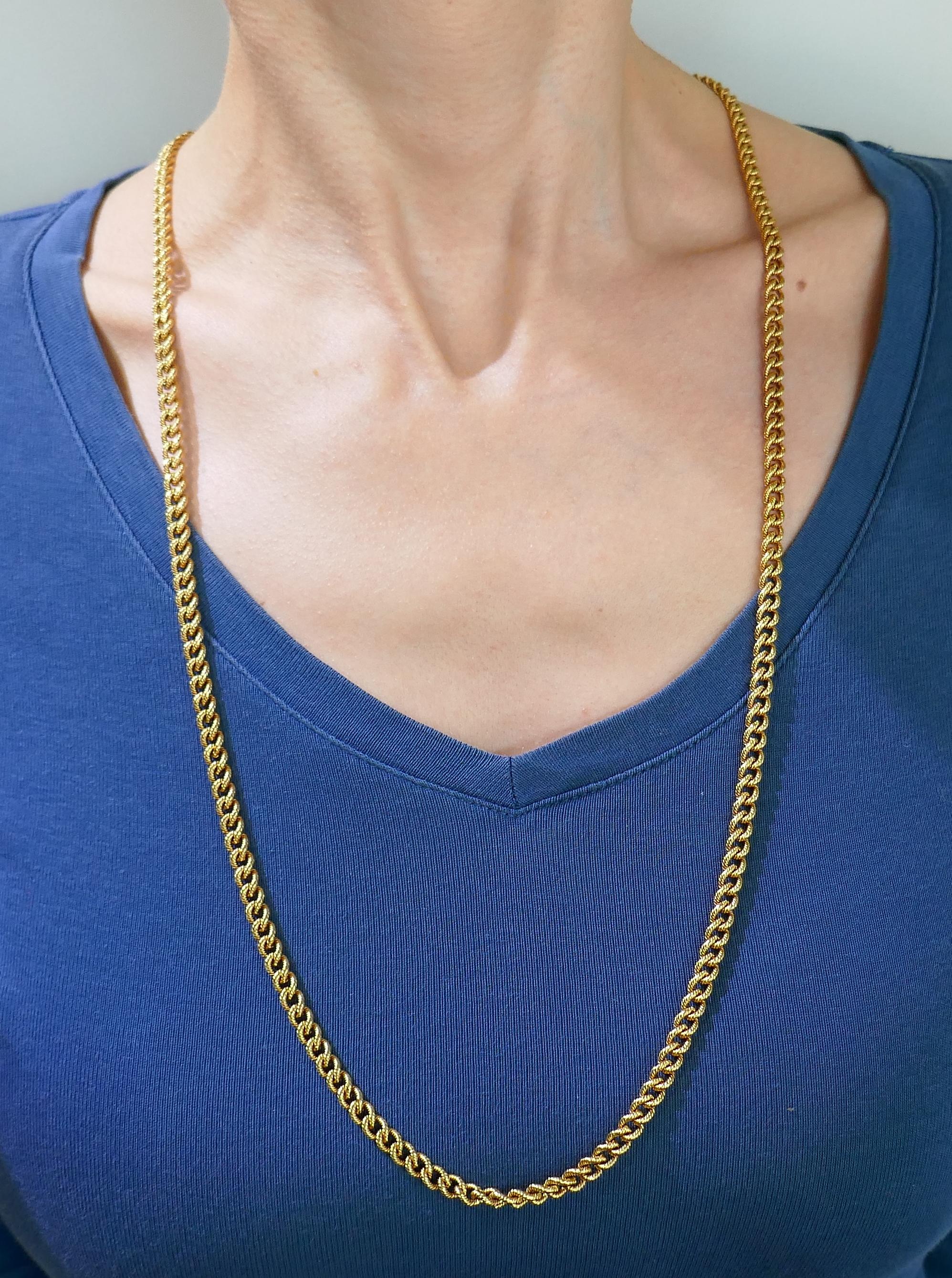 Chaumet Yellow Gold Link Chain Necklace, 1970s French In Good Condition In Beverly Hills, CA