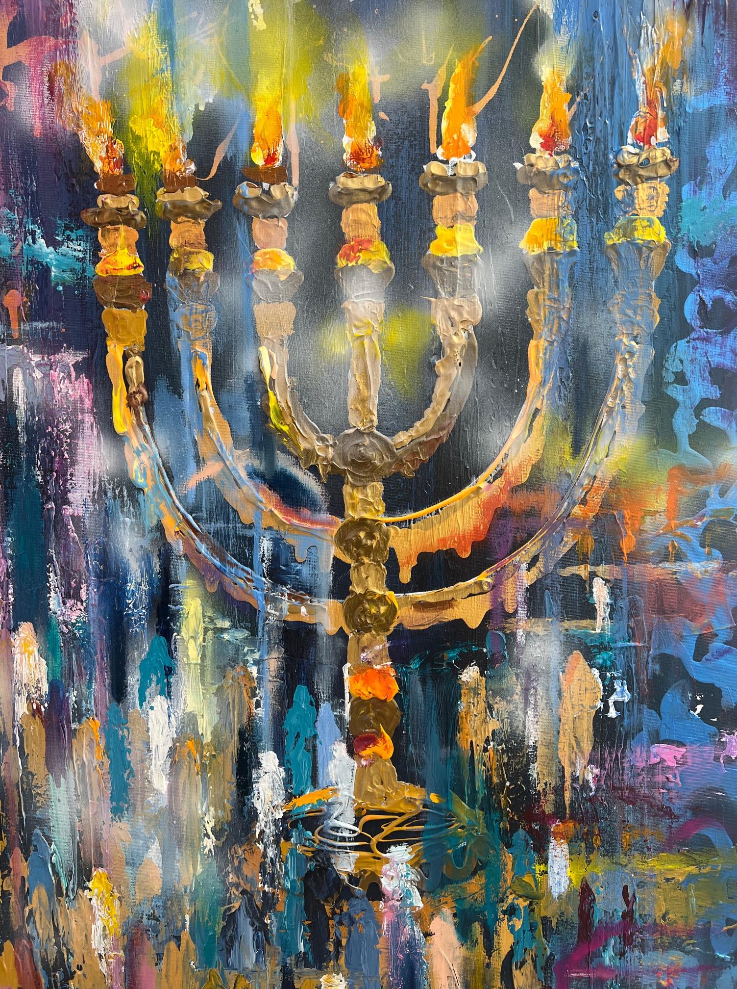 Un quadro astratto dai colori vivaci blu e oro, olio su tela, che raffigura la Menorah del Tempio, un quadro potente molto adatto al salotto. 
Dipinto dall'artista di successo di Gerusalemme Chaya Berlinת con la tecnica delle pennellate.