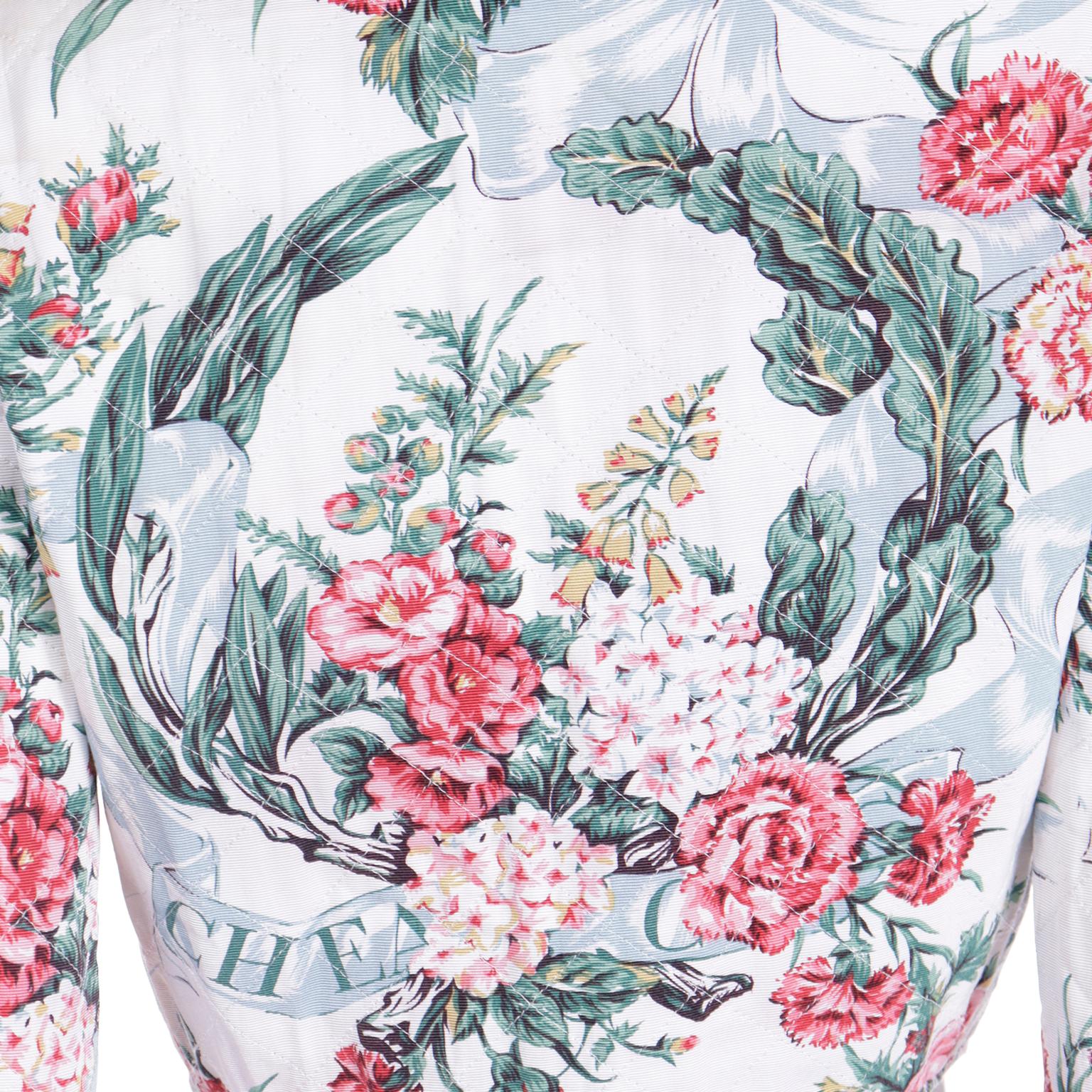Cheap and Chic by Moschino Vintage Quilted Pink & Green Floral Cropped Jacket For Sale 3