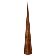 Lampadaire en bois de Chechen d'Alina Rotzinger