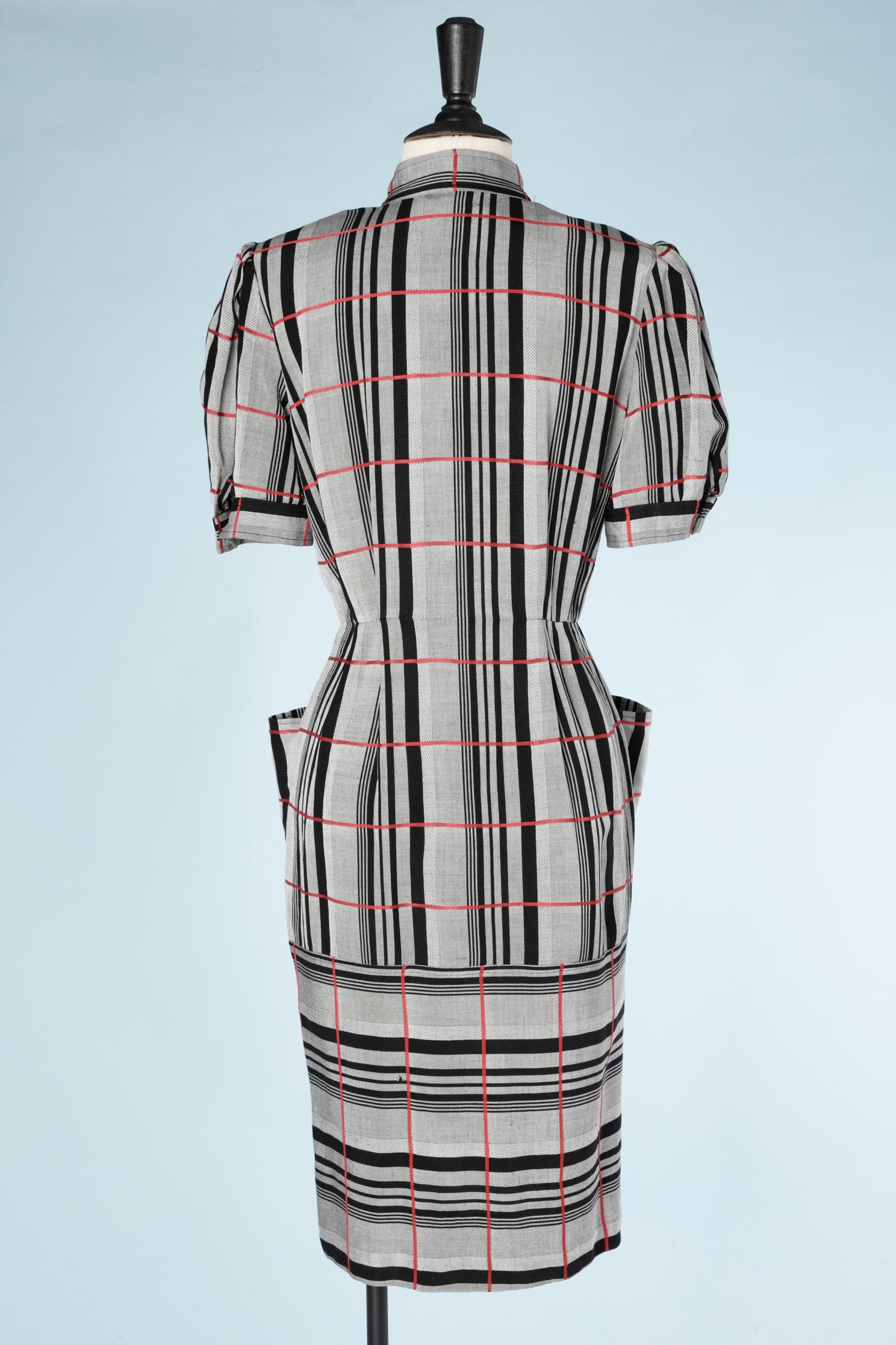 Checked dress double-breasted with short sleeves Courrèges 1960 For Sale 2