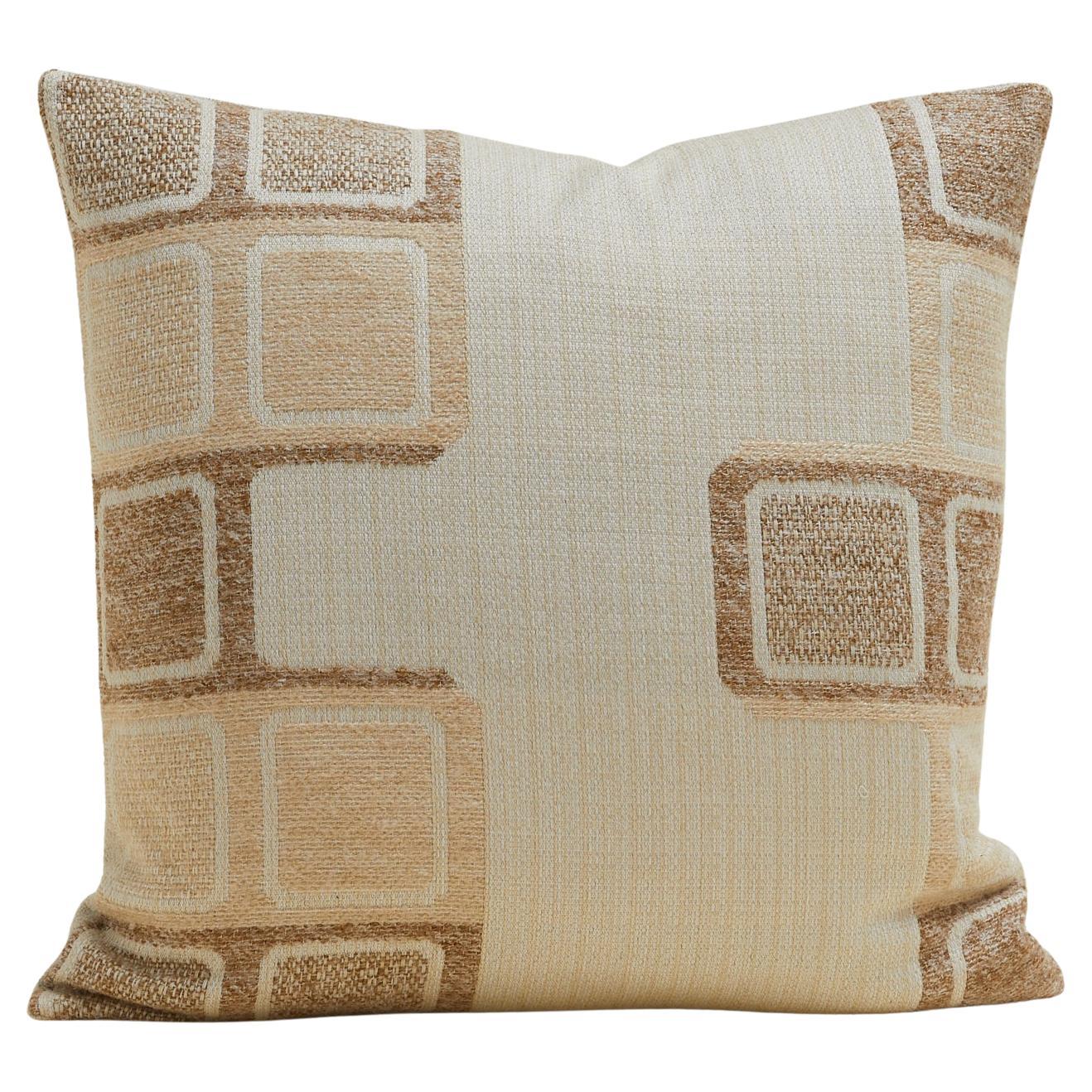 Cuscino in tessuto scandinavo vintage a quadri in crema e beige 60x60 cm