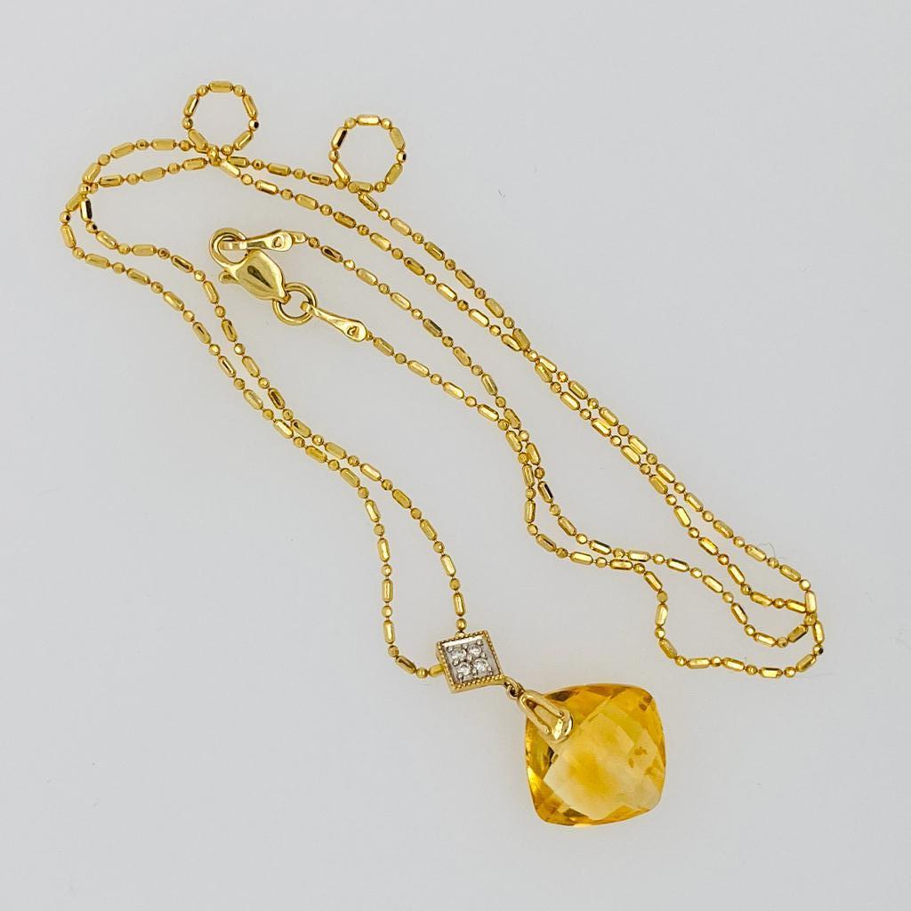 Contemporary Checkerboard Citrine Dangle Necklace in 14K Yellow Gold with Diamonds Gemstone For Sale