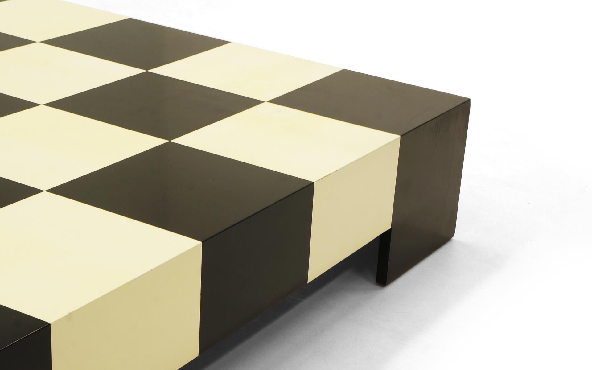 Mid-Century Modern Checkerboard Coffee Table by Milo Baughman Black and White, Signed Thayer Coggin