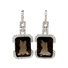 Topaze fumée en damier  Boucles d'oreilles pendantes en or blanc 14 carats et diamants