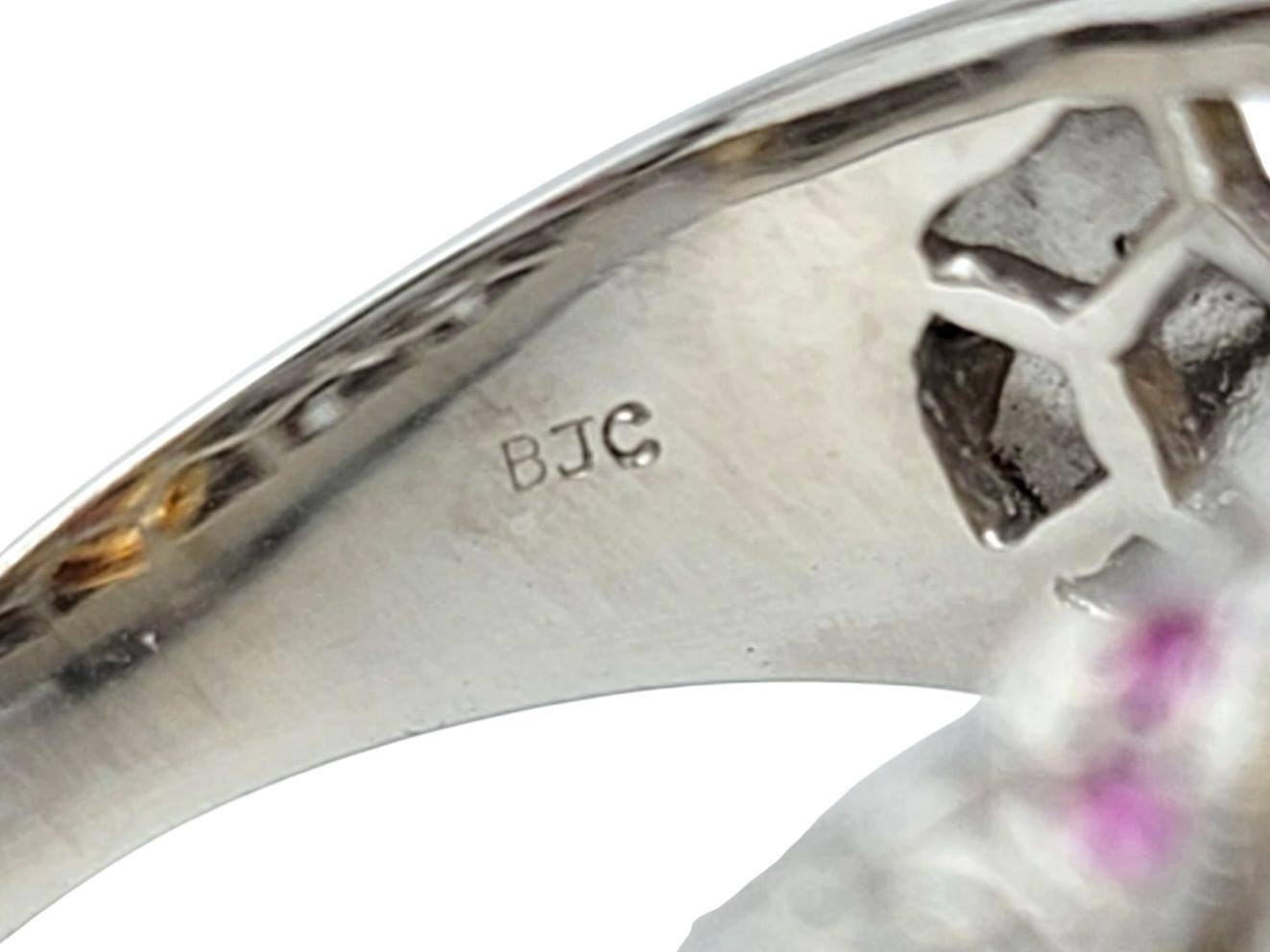 Anello Cocktail con Citrino a Cuscino e Multi Gemme a Scacchiera in Oro Bianco 18 Karati in vendita 2