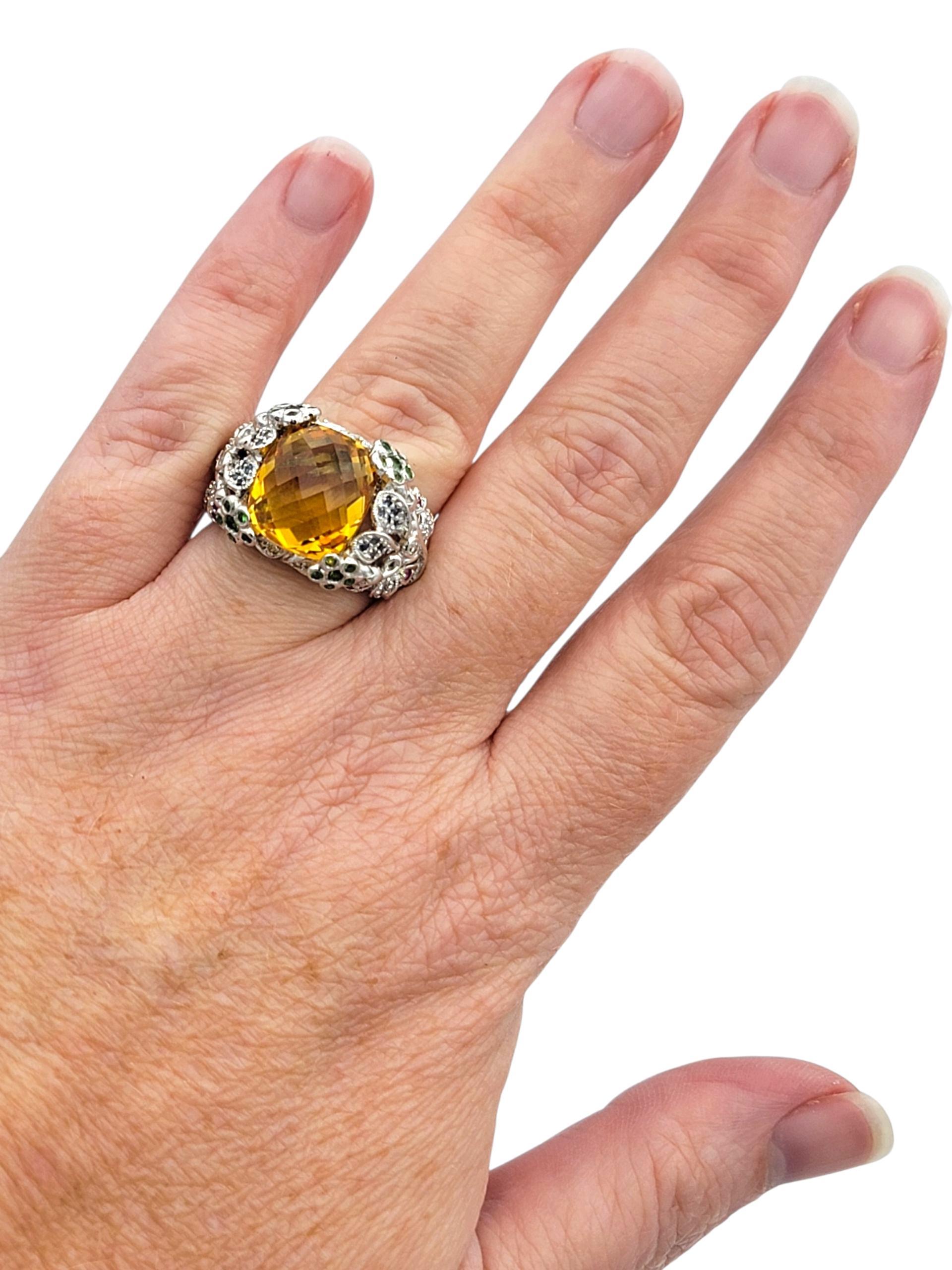 Anello Cocktail con Citrino a Cuscino e Multi Gemme a Scacchiera in Oro Bianco 18 Karati in vendita 3