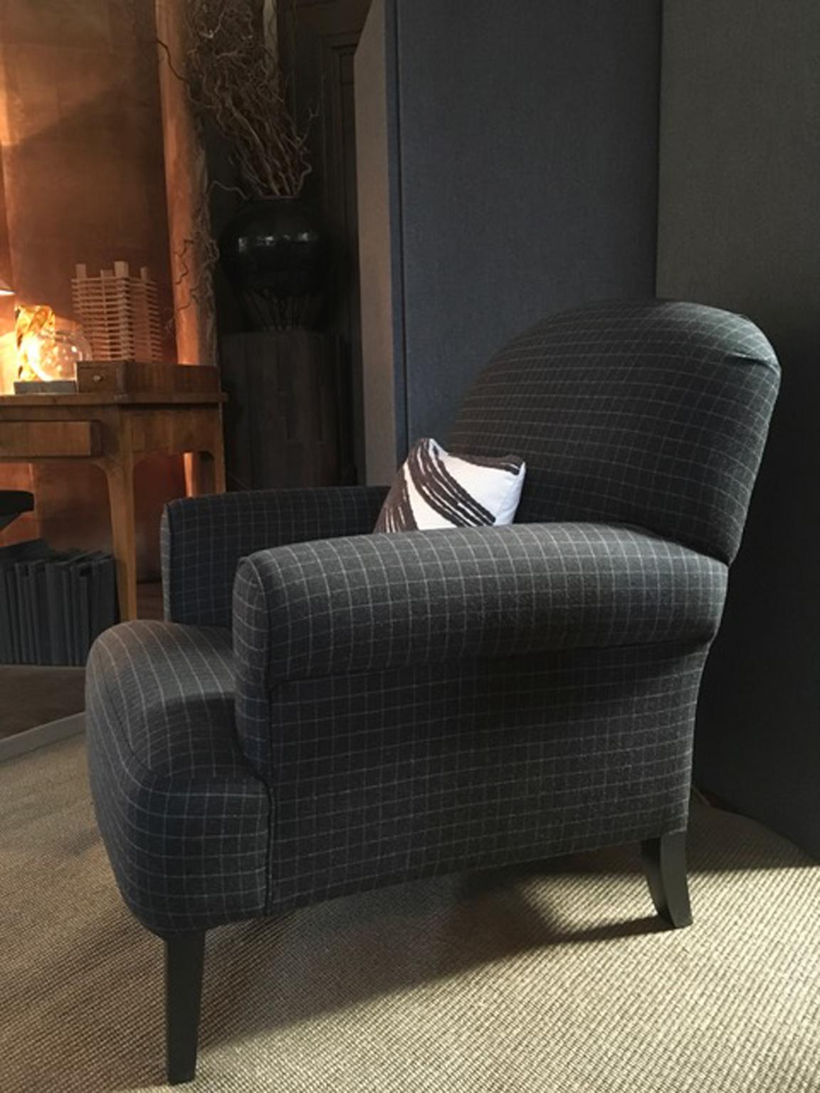 Checkered Grey Fabric Upholstered Armchair In Excellent Condition In Brescia, IT