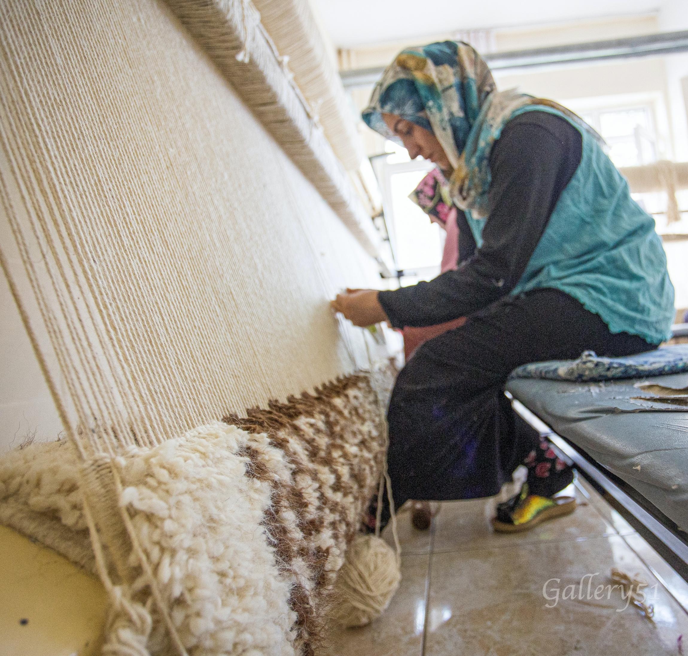 Karierter Tulu-Teppich, 100 % natürliche Wolle, cremefarben und braun, maßgefertigt erhältlich im Angebot 1
