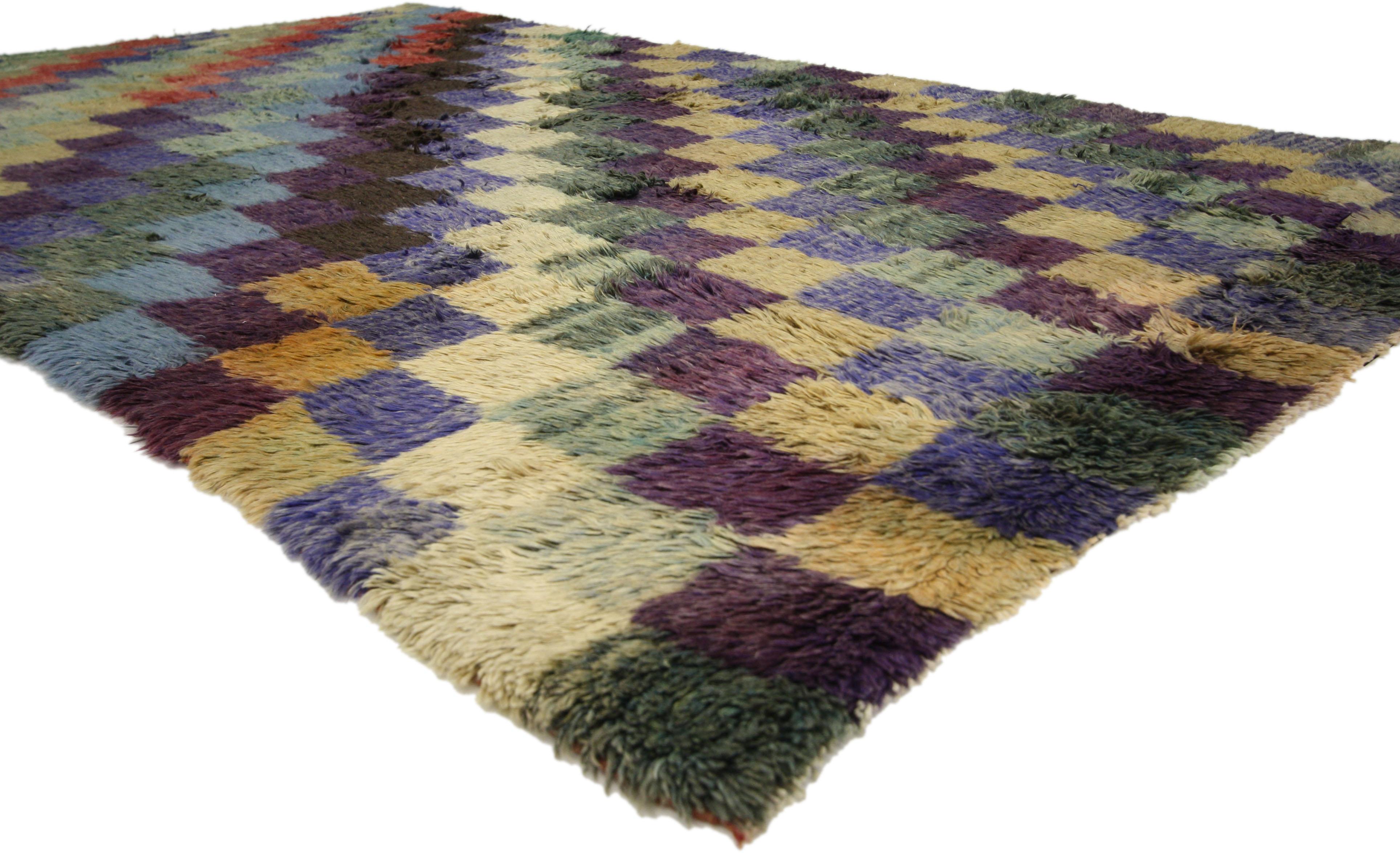 Wool Vintage Turkish Tulu Rug with Checkered Pattern and Bauhaus Cubism Style For Sale