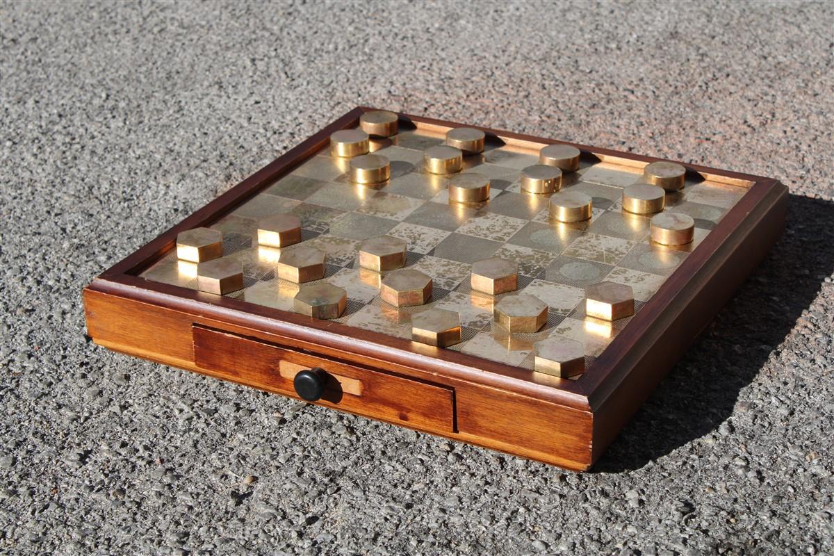 Mid-Century Modern Checkers in solid brass and wood, Italy 1970 For Sale