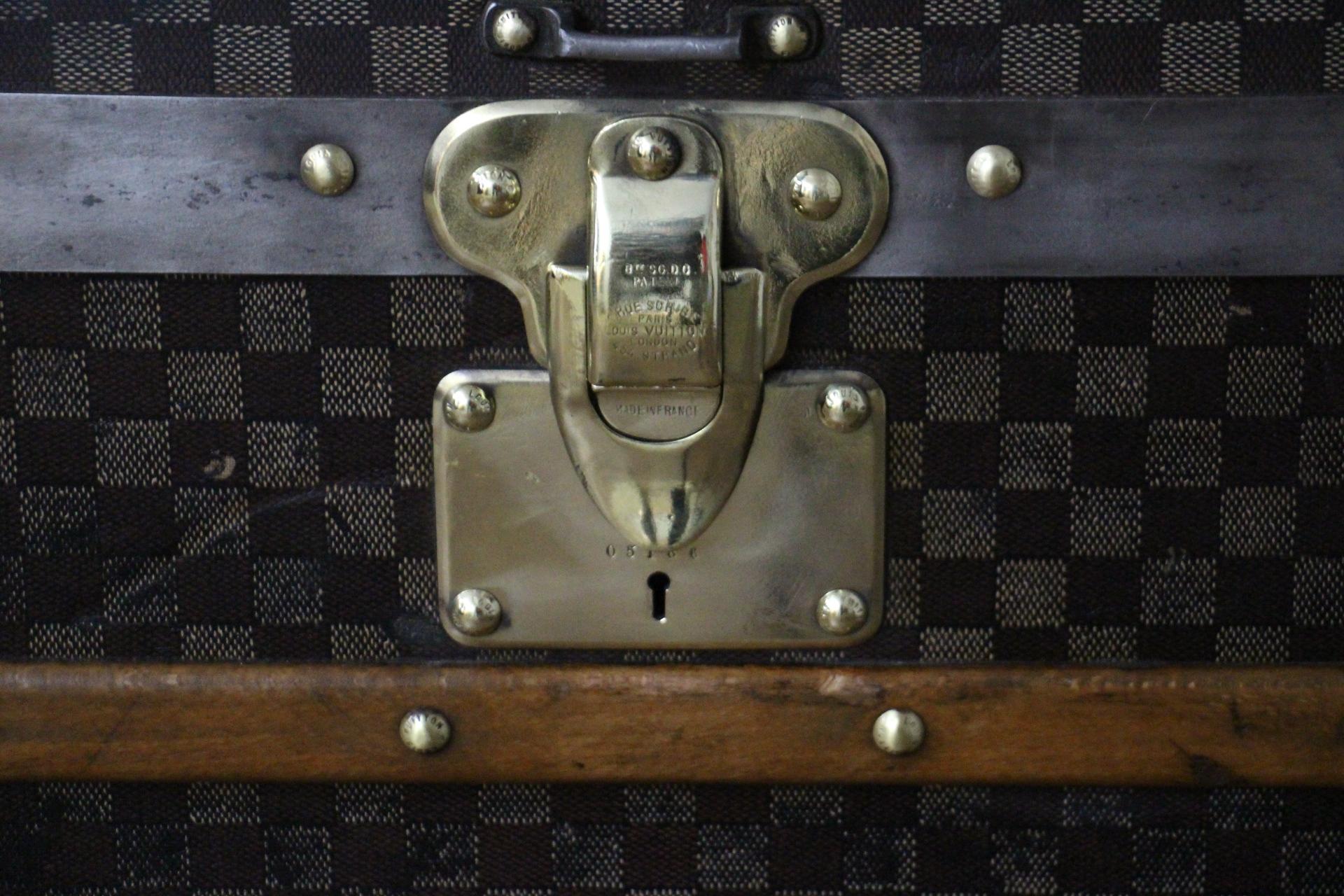 Checkers Louis Vuitton-Truhe, 85 cm Damiers Louis Vuitton-Dampfer-Truhe (19. Jahrhundert) im Angebot
