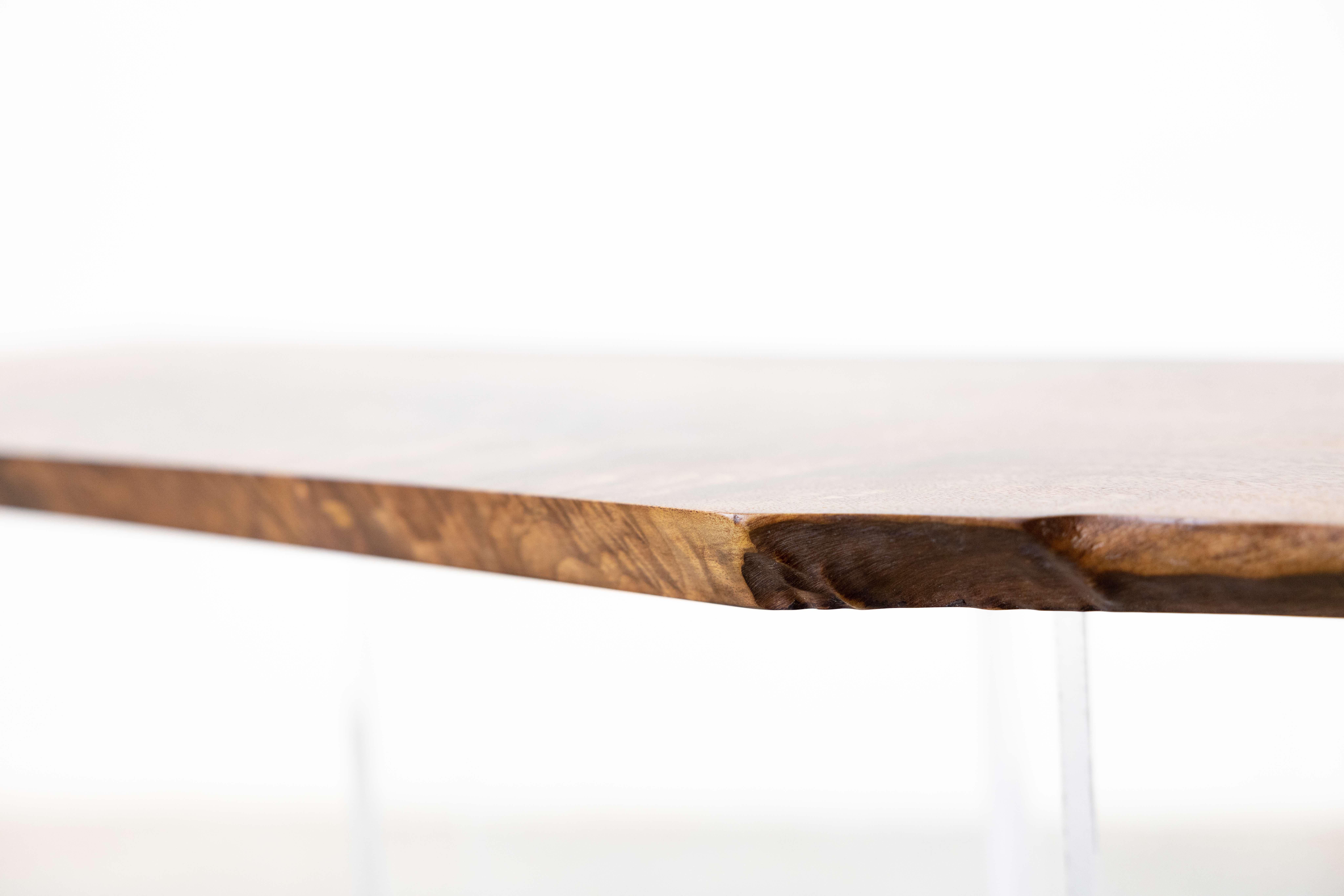 Table basse Checkmark en noyer noir et acrylique par Autonomous Furniture en vente 6