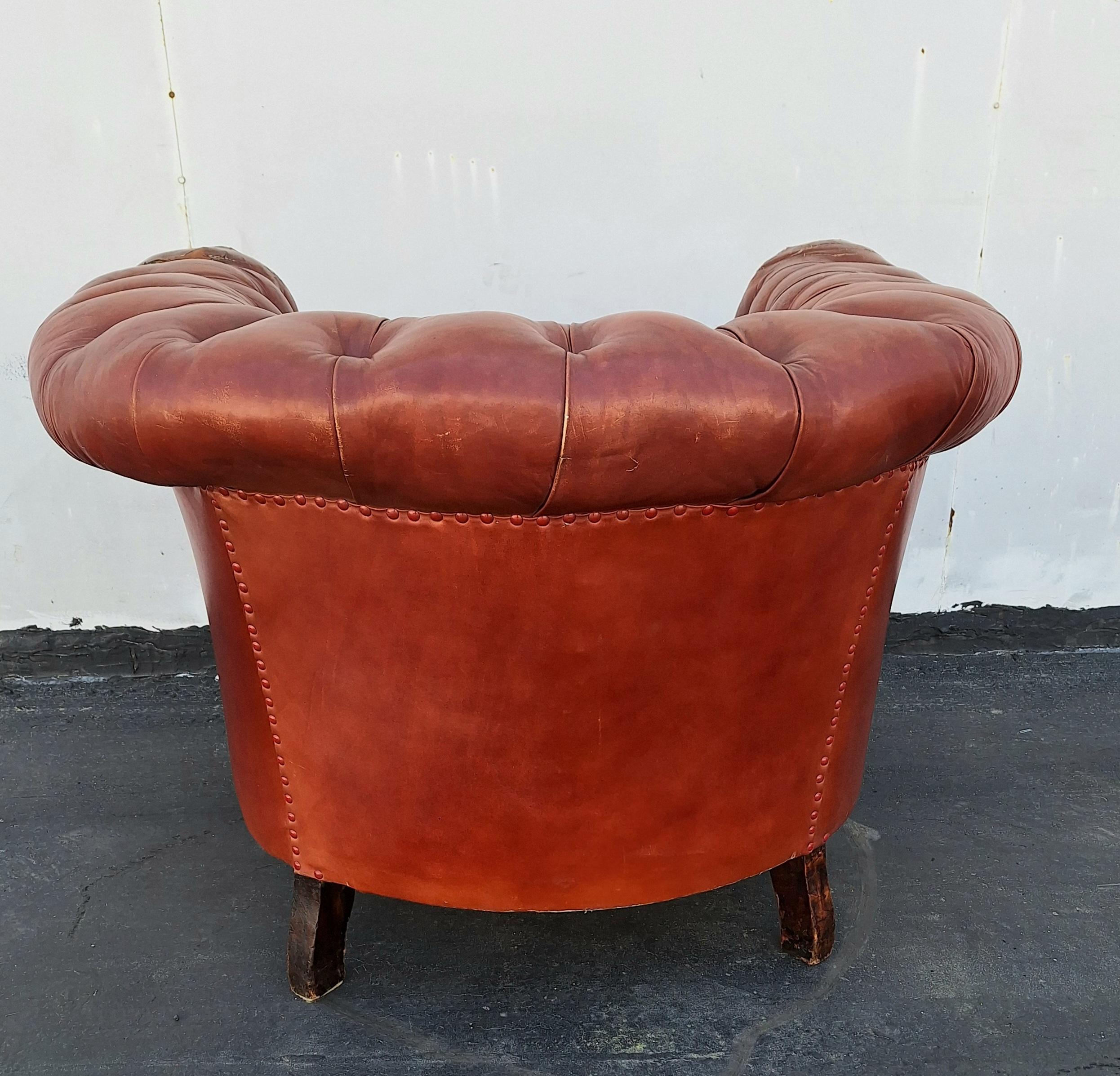 Cheerfild club chair  In Distressed Condition For Sale In Los Angeles, CA