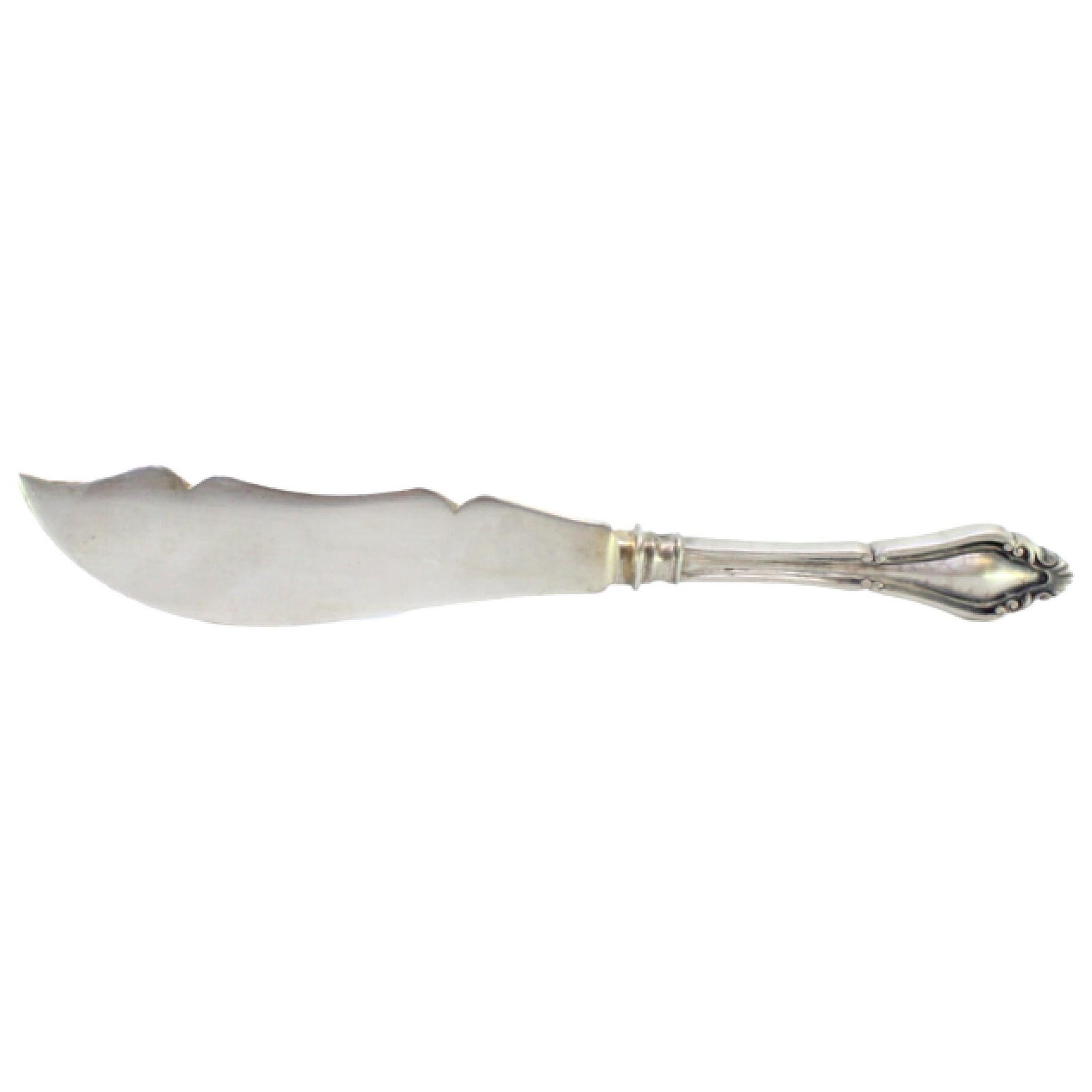 Cheese knife in embossed silver on the handle with a monogram card
