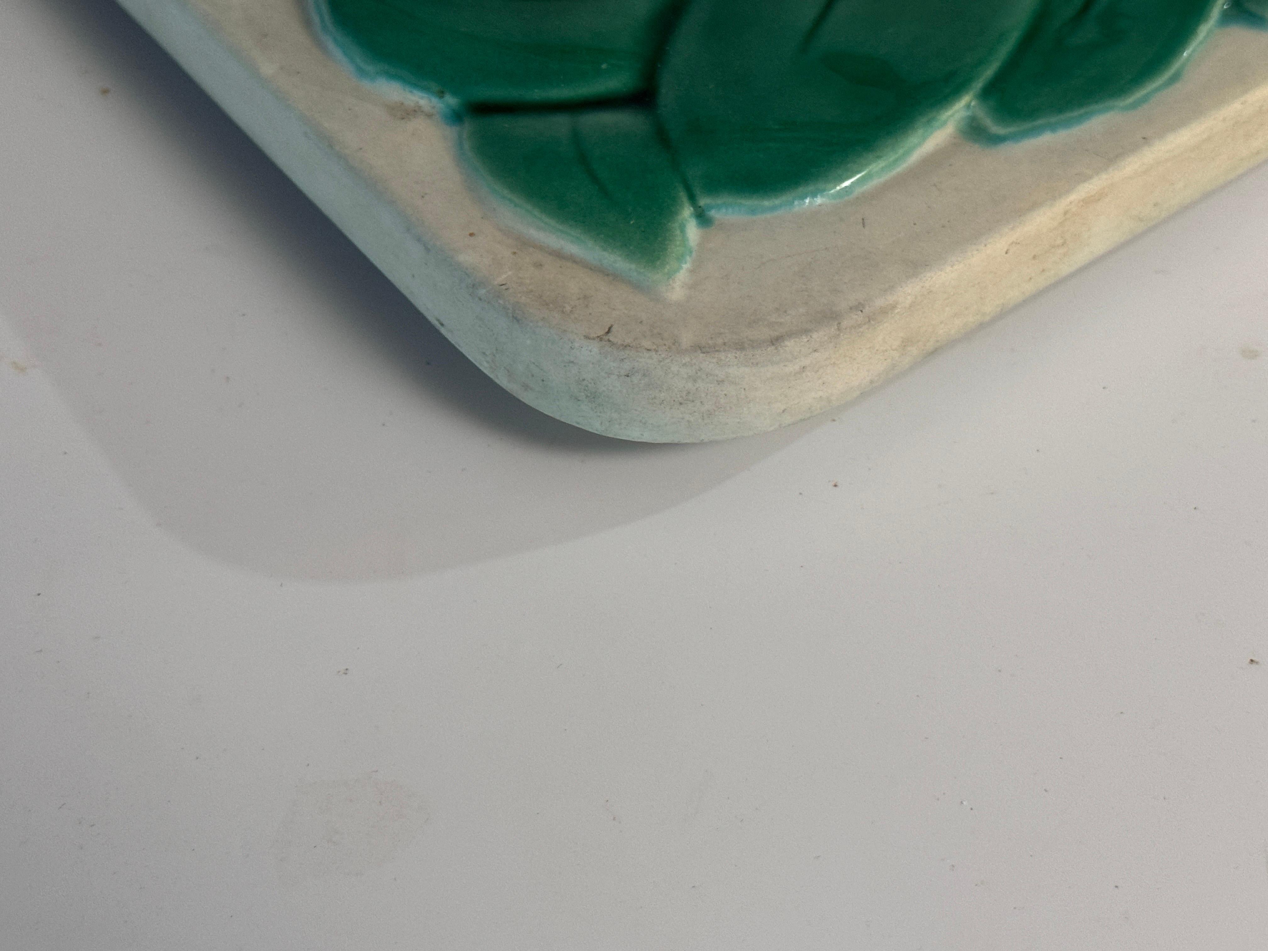 Käse- oder Serviertablett aus Keramik  Frankreich 1970er Grüne Farbe im Angebot 3