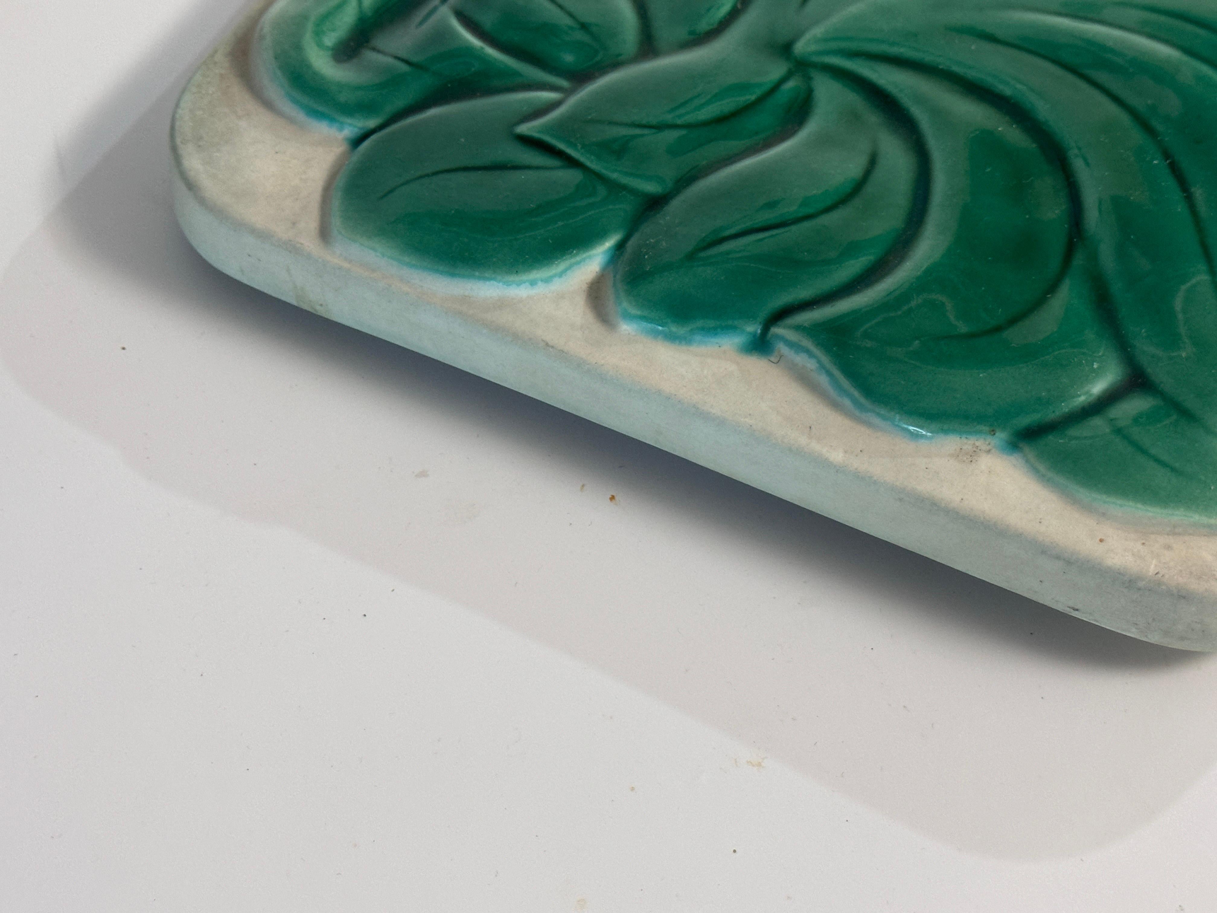 Käse- oder Serviertablett aus Keramik  Frankreich 1970er Grüne Farbe im Angebot 4