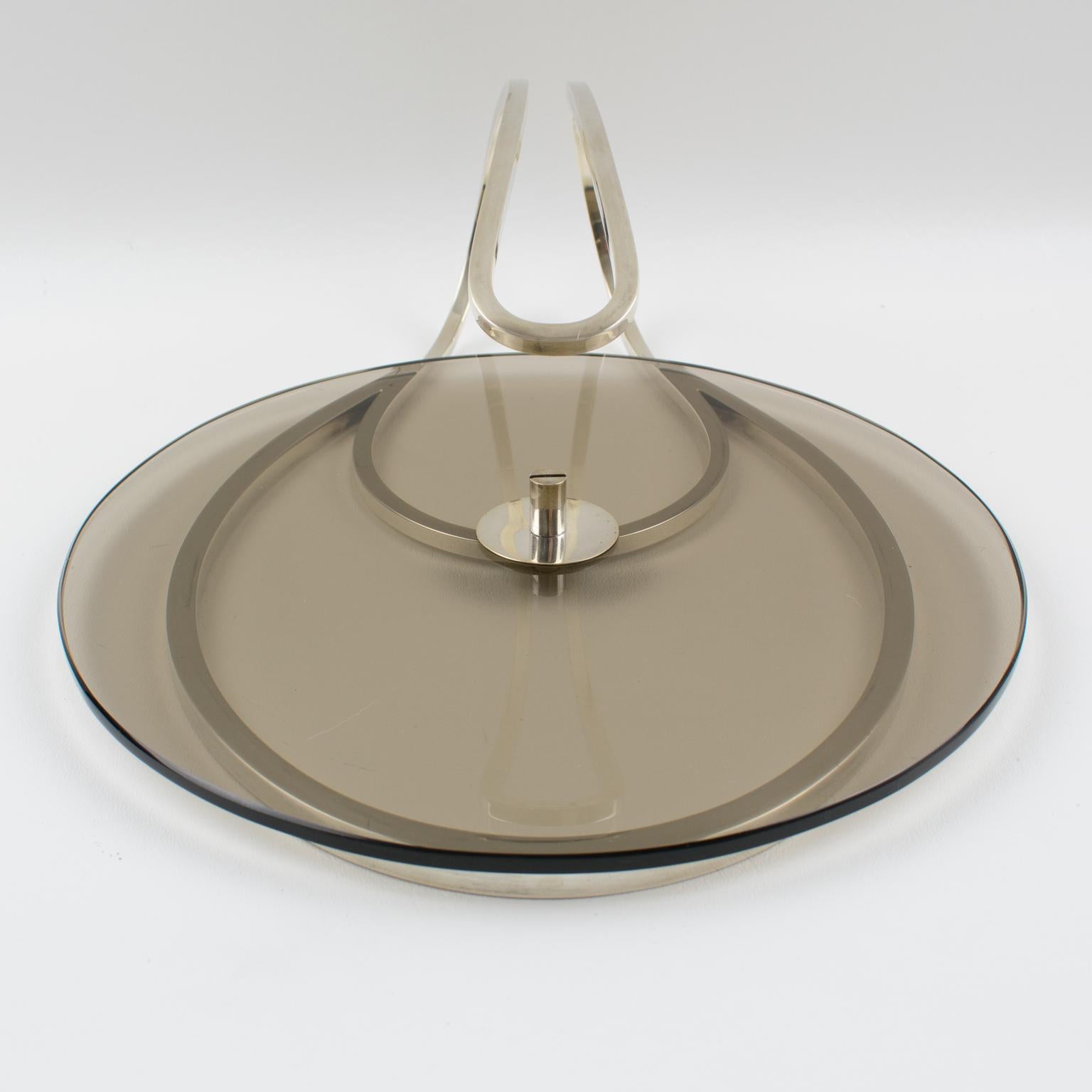 Mid-Century moderno Cheese Tray Board Platter Silver Plate and Glass by Produx, Paris in vendita