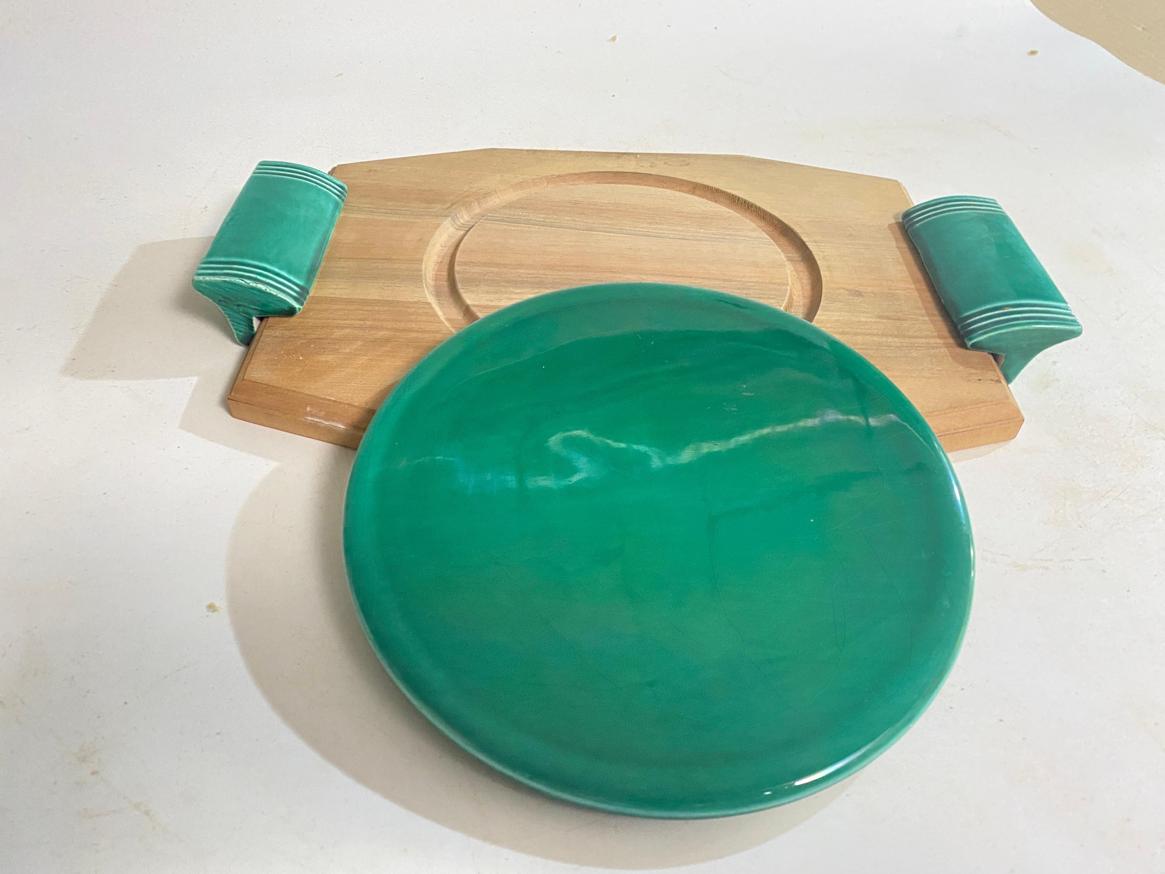 Late 20th Century Cheese Tray in Ceramic and Wood France 1970s Brown and Green Color For Sale