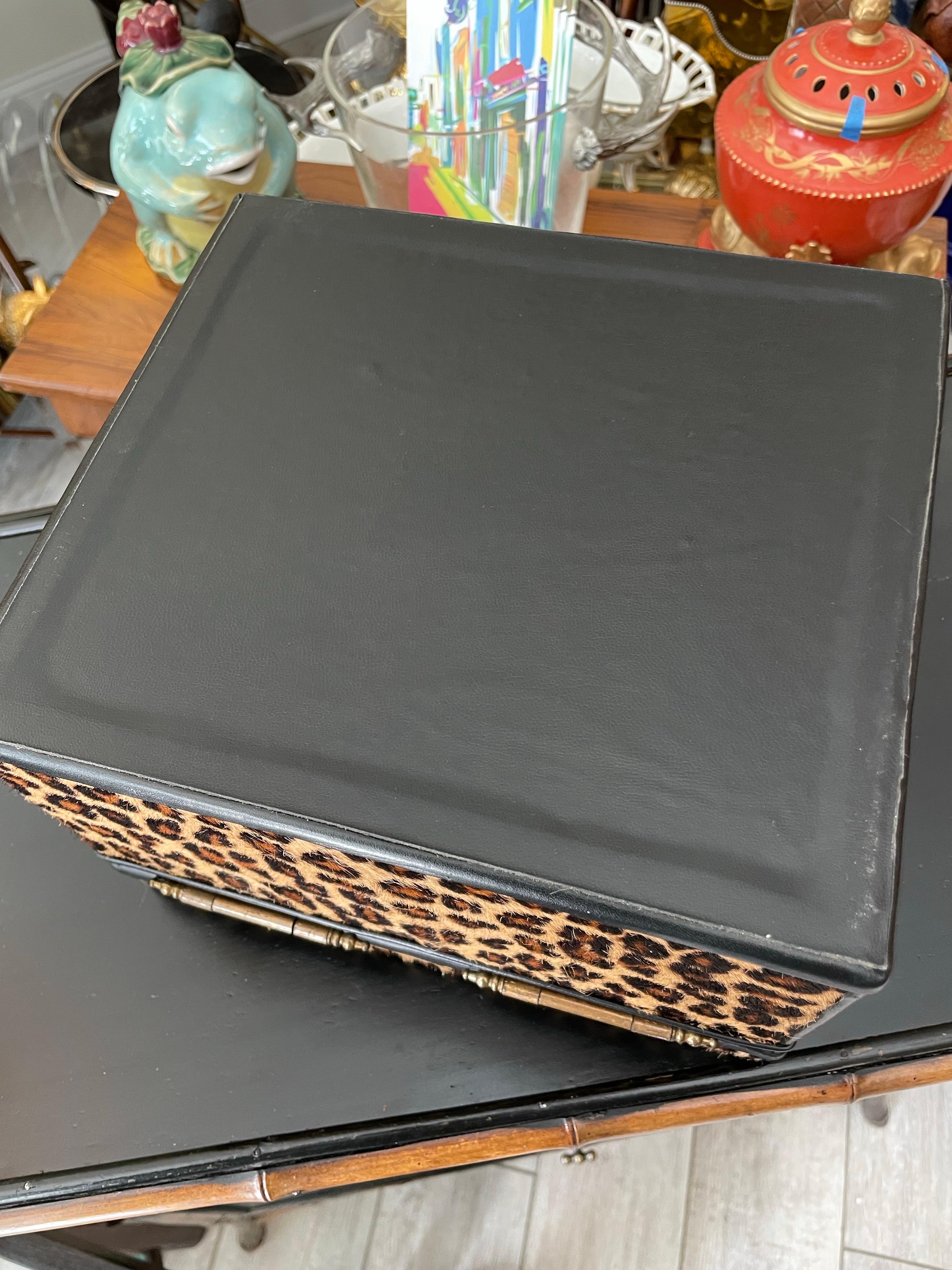 Cheetah Design Lederhaut Box im Angebot 4