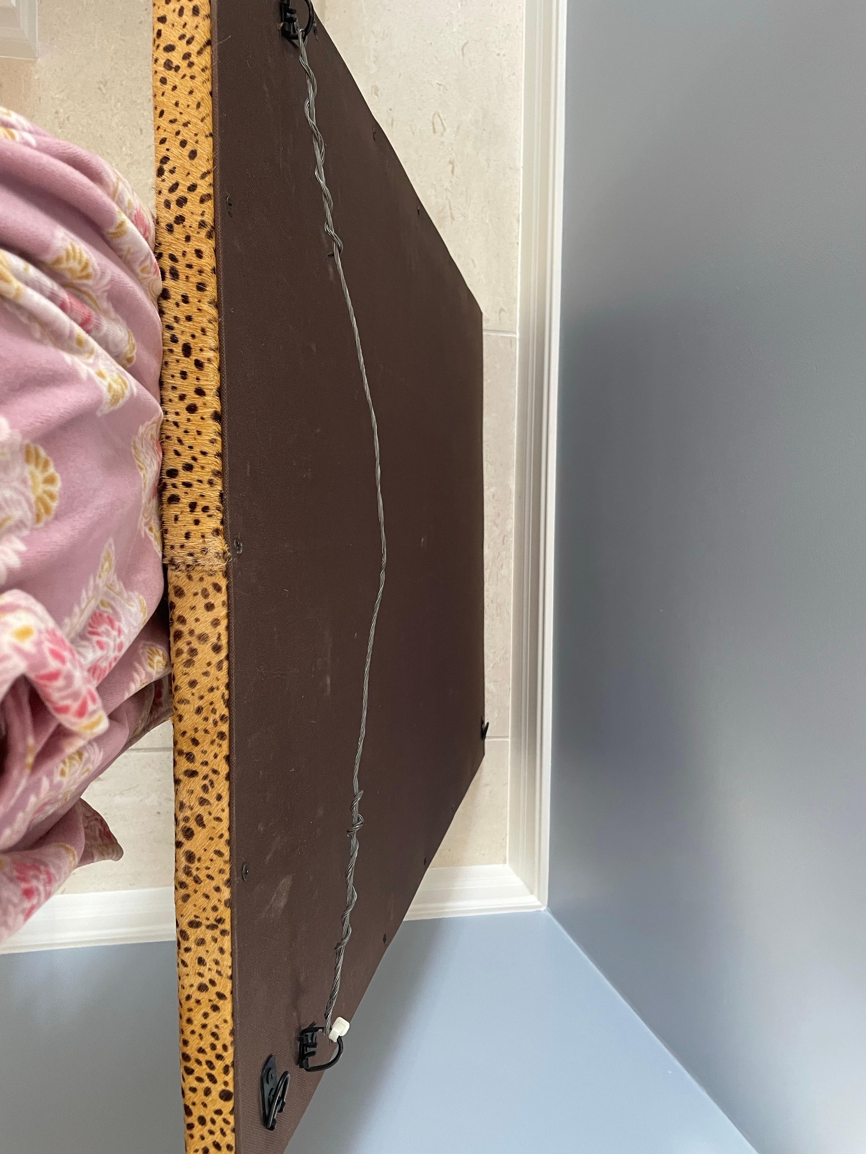 Cheetah fur mirror In Good Condition For Sale In Winnetka, IL