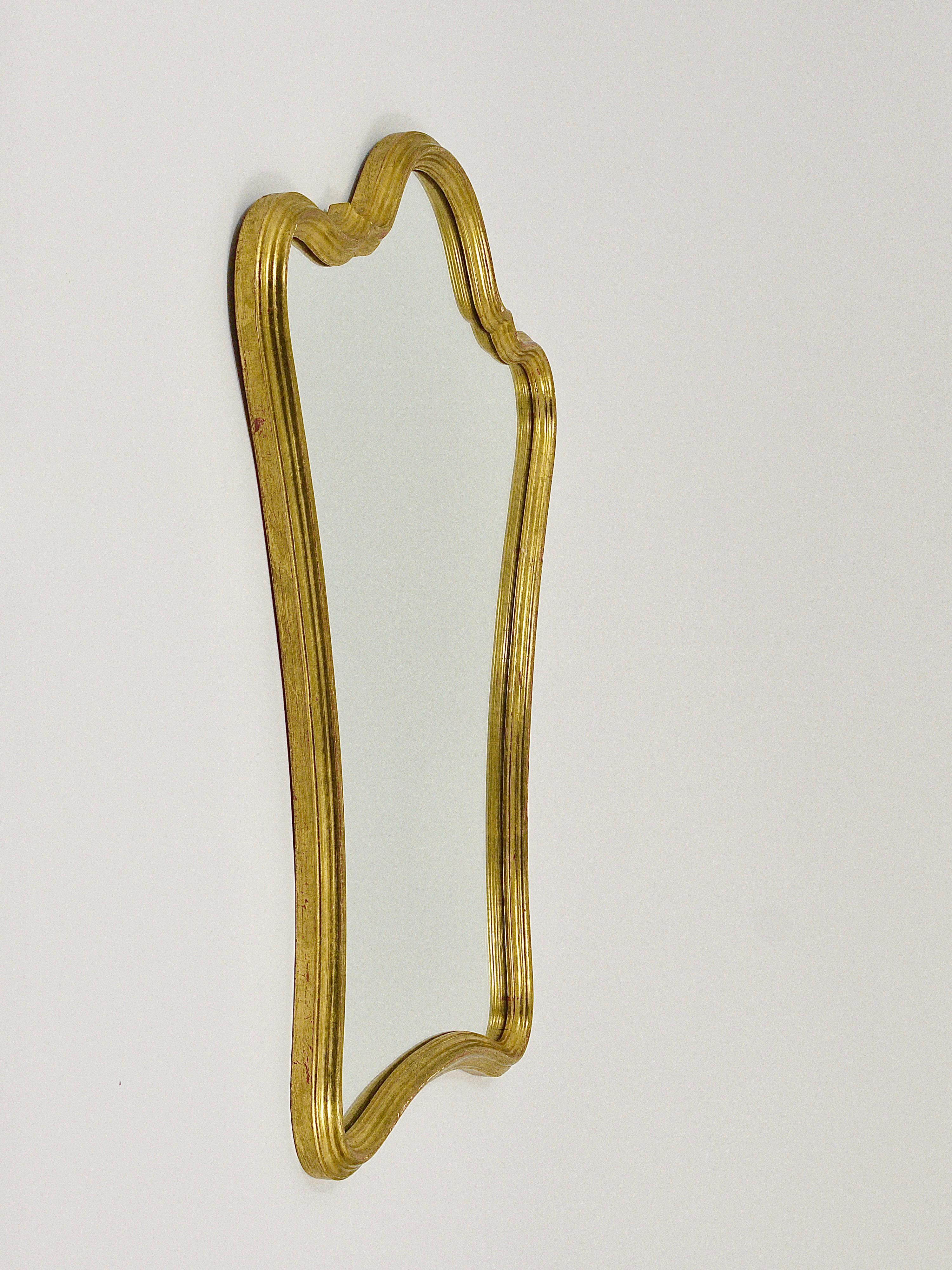 Chelini Firenze Curved Gilt Wood Mid-Century Wall Mirror, Italy, 1950s For Sale 2