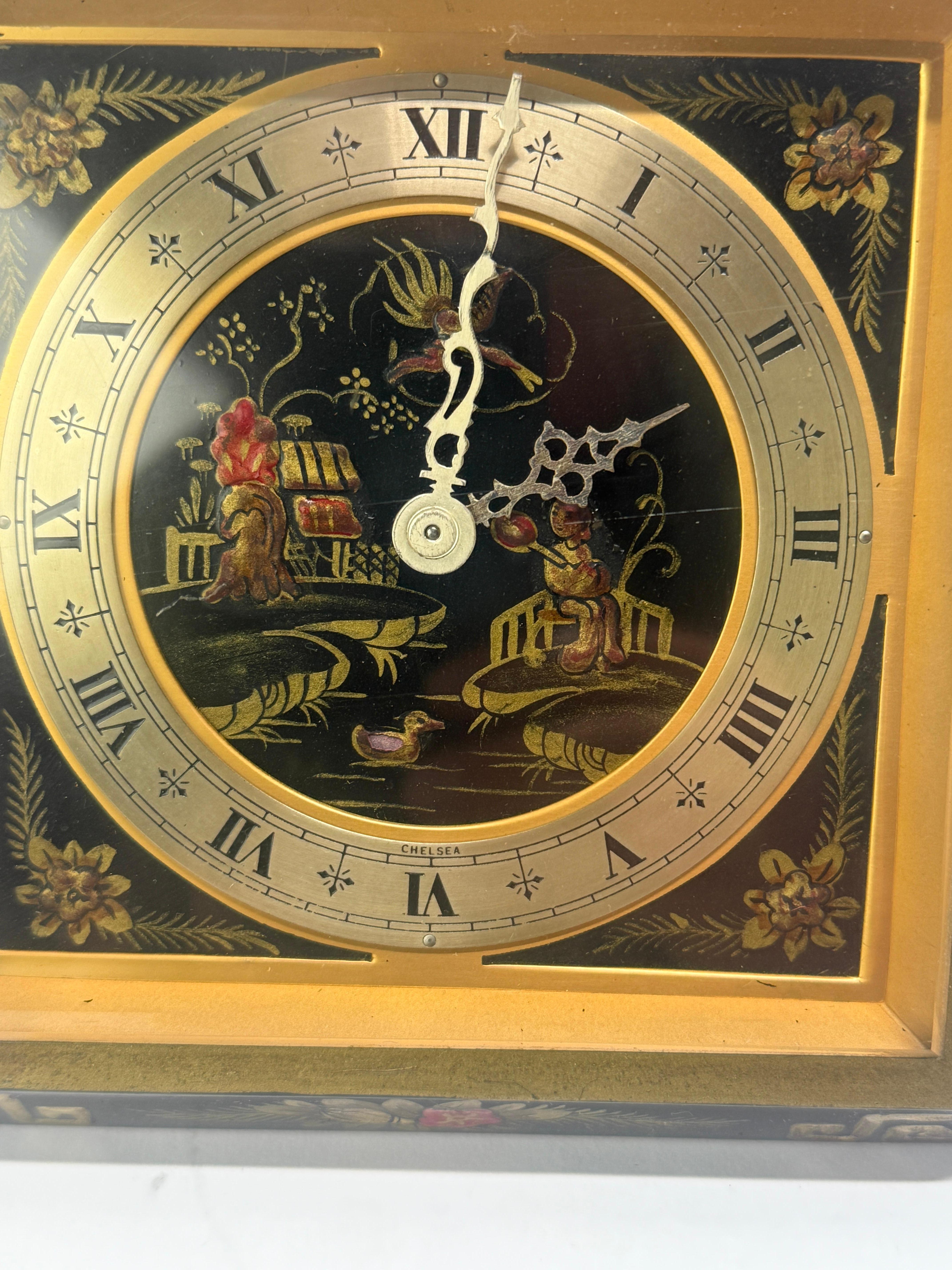 Chelsea Chinoiserie Japanned Desk Clock, Boston, c. 1925 In Good Condition For Sale In Atlanta, GA