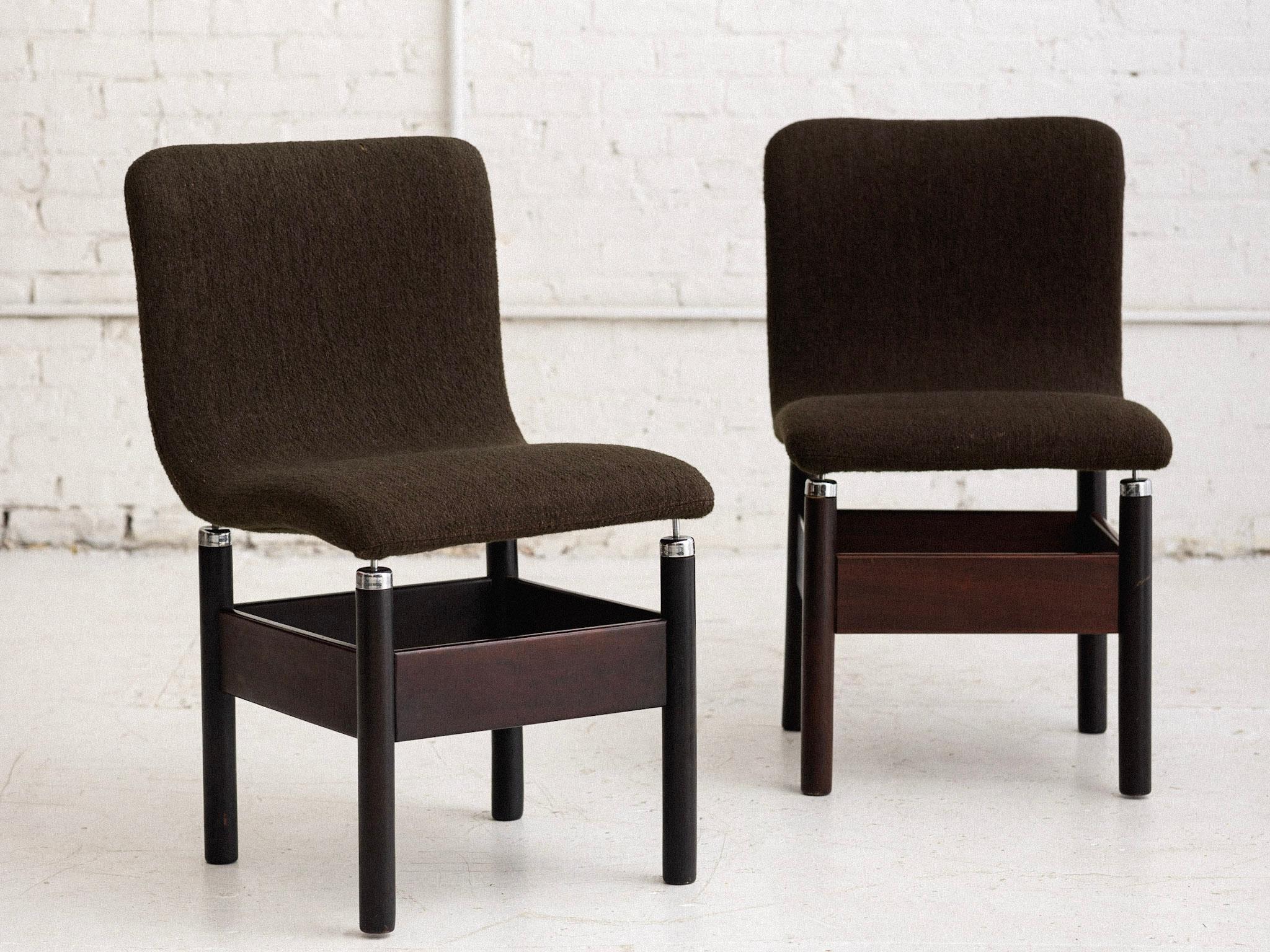Minimalist ‘Chelsea’ Dining Chairs by Vittorio Introini for Saporiti, Set of 6 For Sale