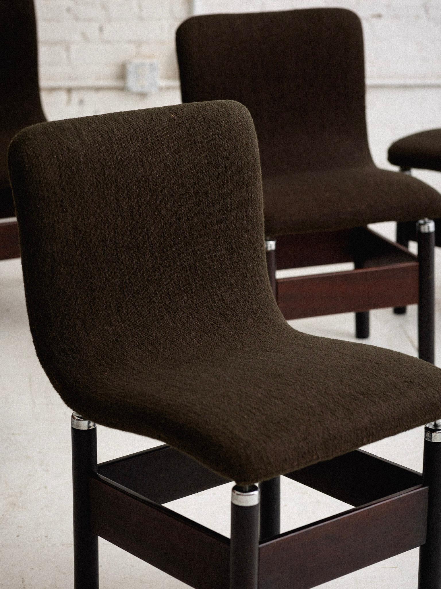‘Chelsea’ Dining Chairs by Vittorio Introini for Saporiti, Set of 6 In Good Condition For Sale In Brooklyn, NY