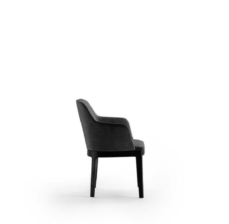 Chelsea Chair in Velvet by Rodolfo Dordoni . Expert-crafted in Italy exclusively by Molteni&C  

The Chelsea is a contemporary dining chair by Rodolfo Dordoni crafted from solid wood with soft velvet for a stylish and sober design. Featuring