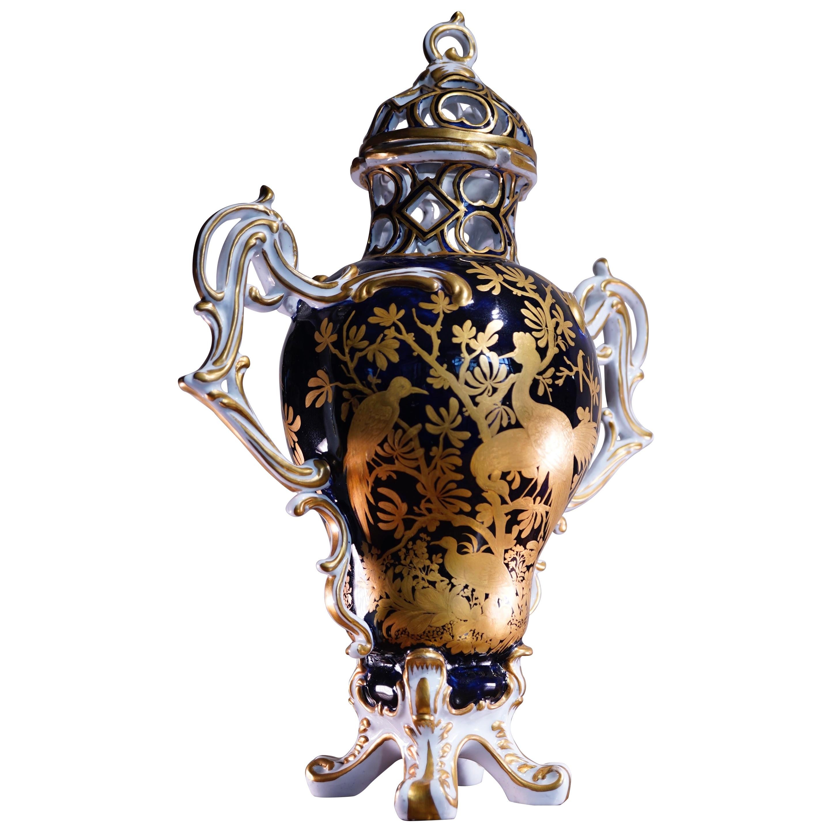 Chelsea Gold Anchor Vase, 'Dudley' Type, circa 1765 For Sale