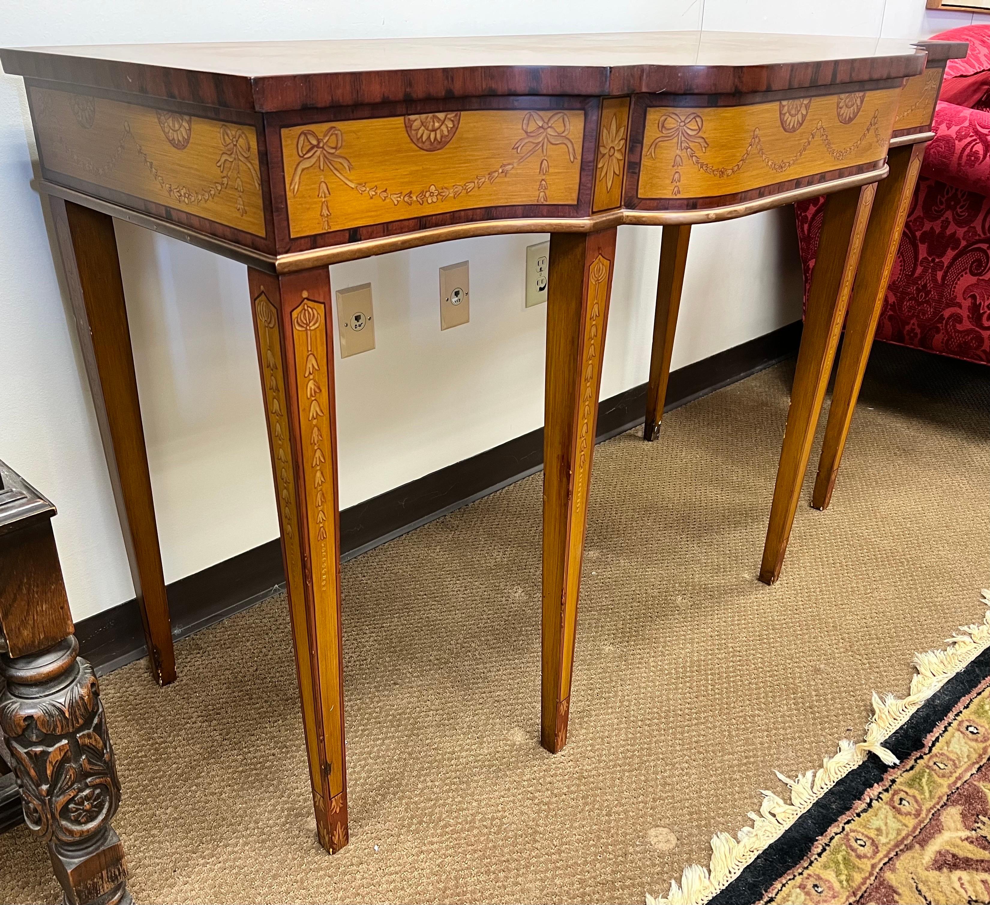 Chelsea House Paint Decorated Console Table In Good Condition In West Hartford, CT