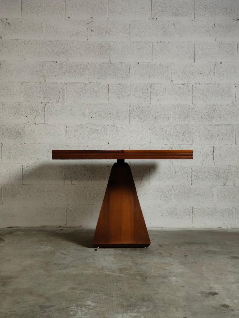 Mid-Century Modern Chelsea Model Extendable Table by Vittorio Introini for Saporiti, Italy, 1968 For Sale