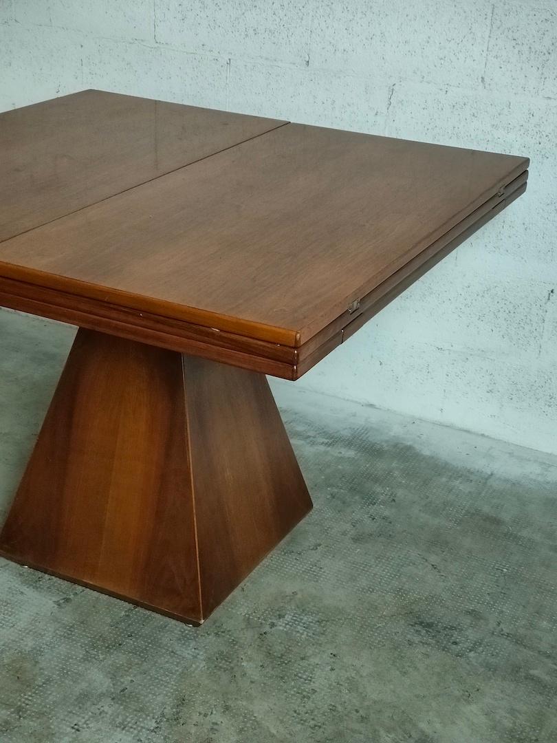 Mid-20th Century Chelsea Model Extendable Table by Vittorio Introini for Saporiti, Italy, 1968 For Sale