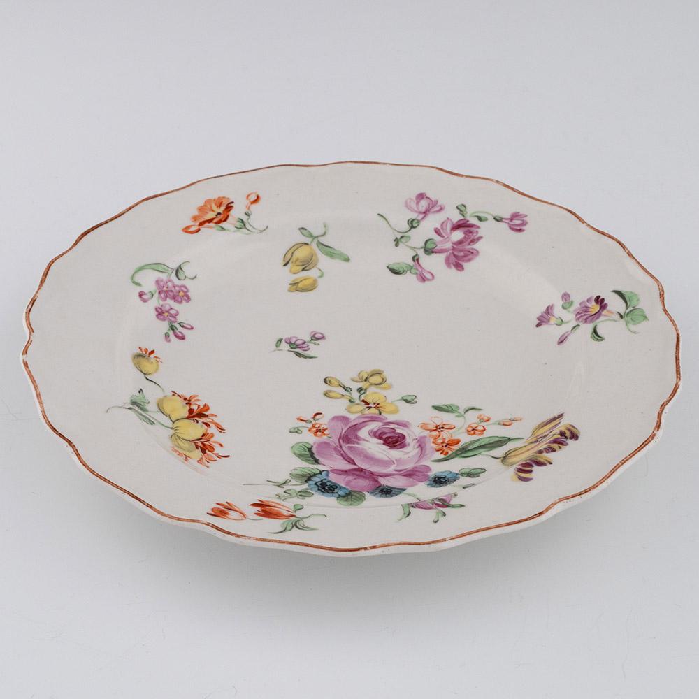 George II Chelsea Porcelain Assiette à dessert Ancre rouge en vente