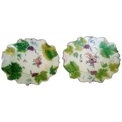 Chelsea Porcelain Red Anchor Period Vine-Leaf Botanical Dishes, circa 1755-1758