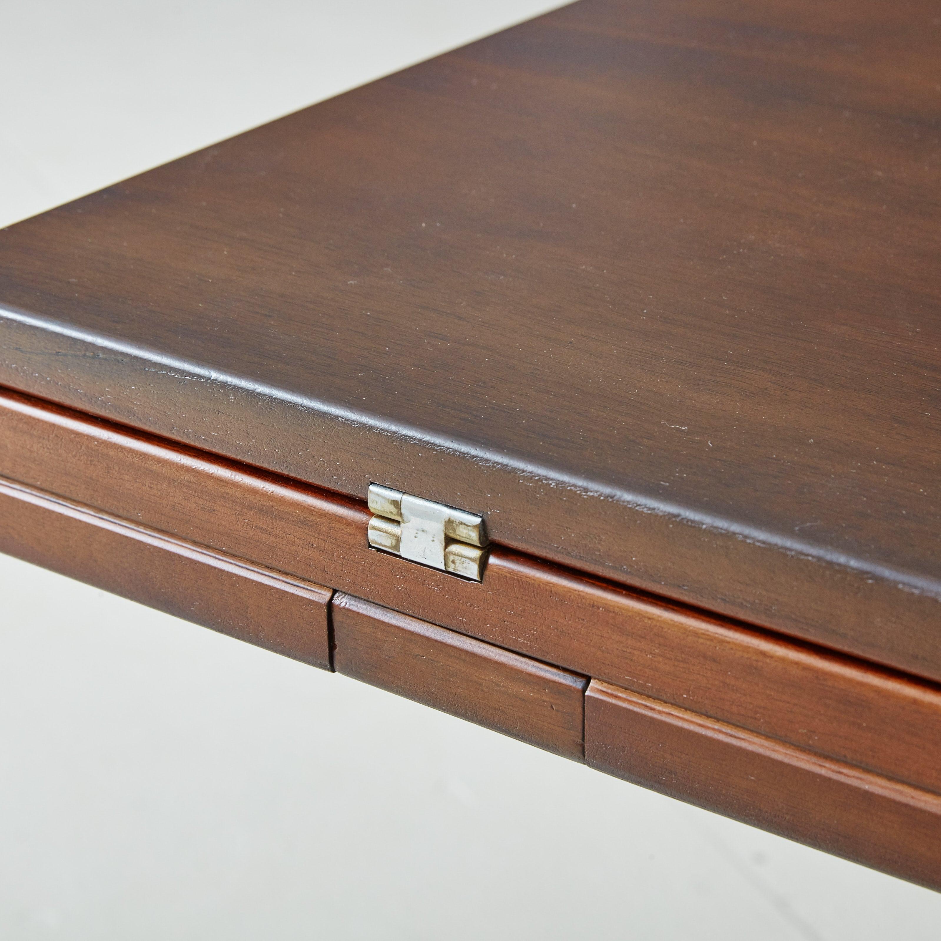 Chelsea' Square Extendable Dining Table by Vittorio Introini for Saporiti For Sale 4