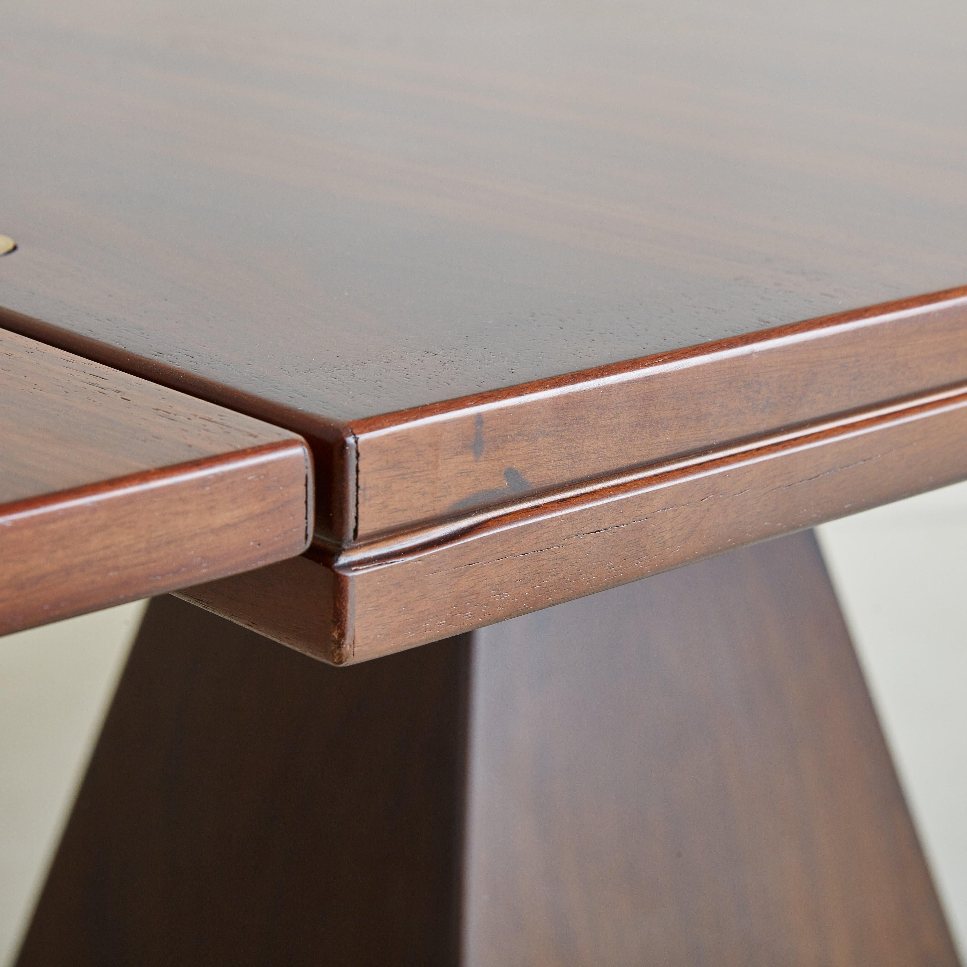 Chelsea' Square Extendable Dining Table by Vittorio Introini for Saporiti For Sale 1